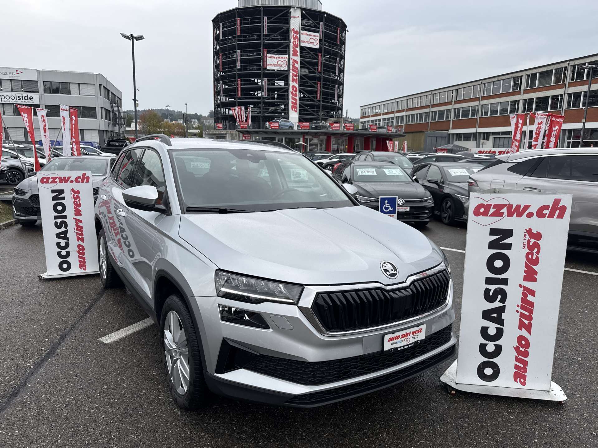SKODA Karoq 1.5 TSi Selection DSG-Automat-image-0