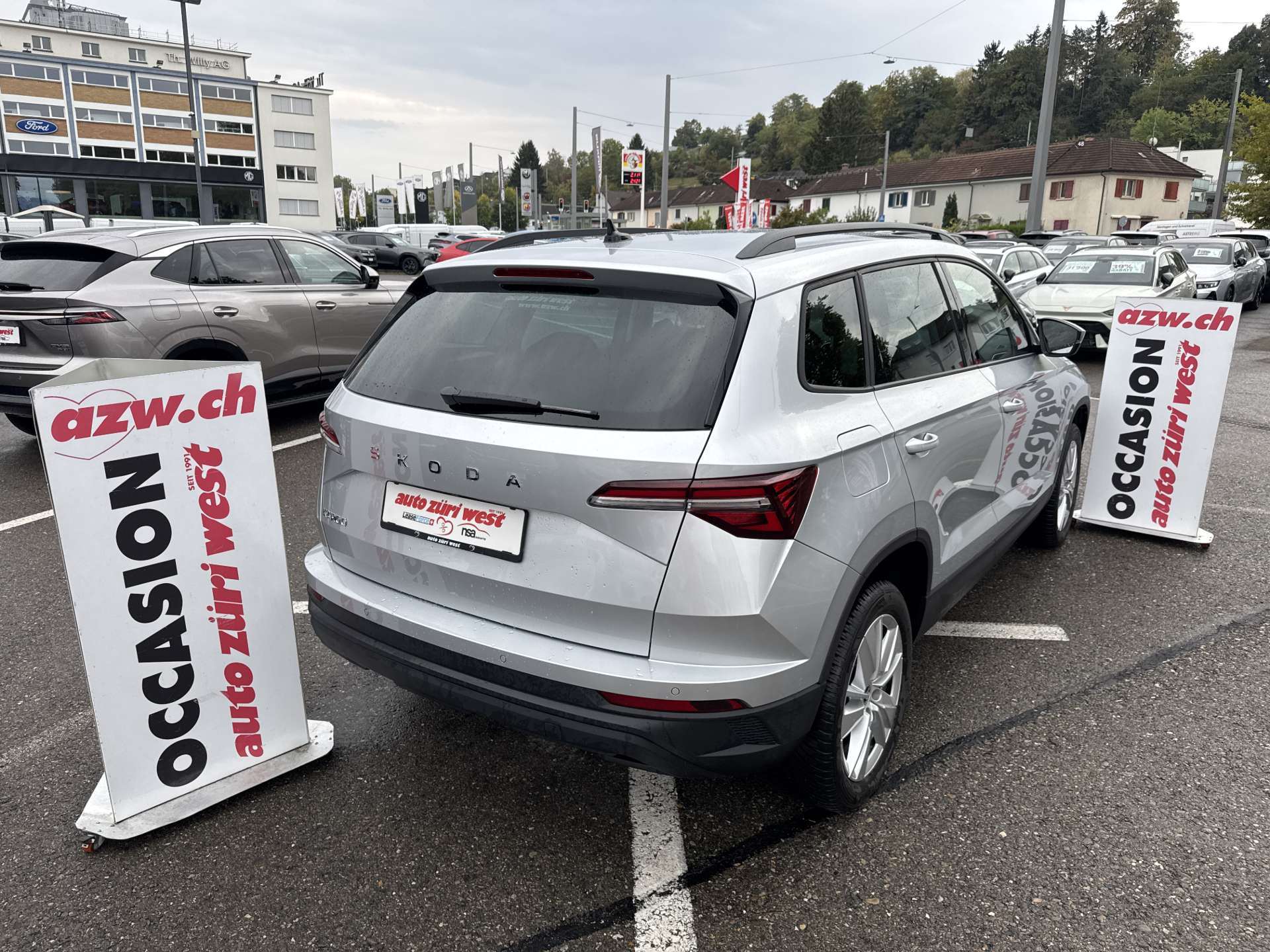 SKODA Karoq 1.5 TSi Selection DSG-Automat-image-2