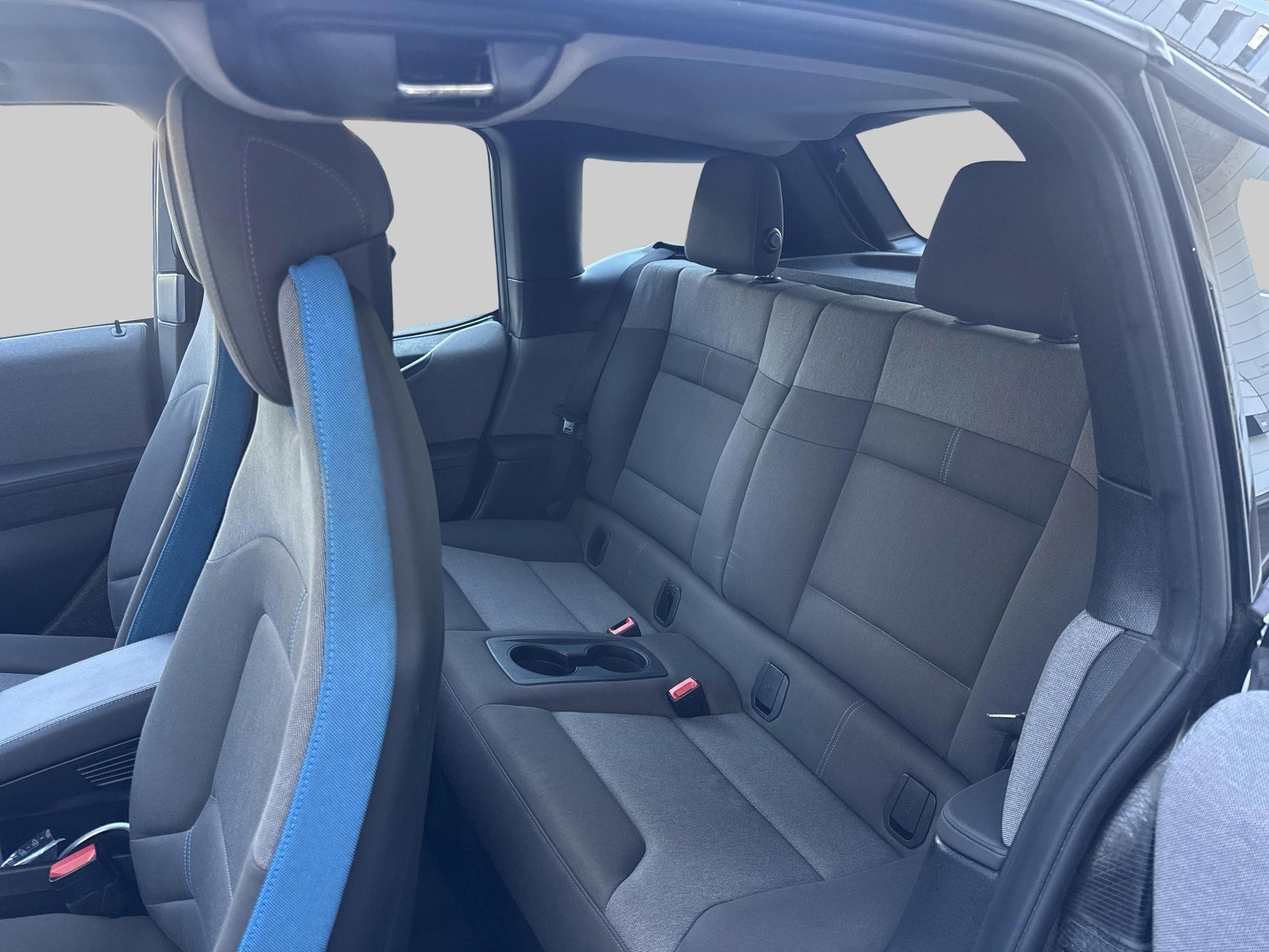 BMW i3s (120Ah)-image-17