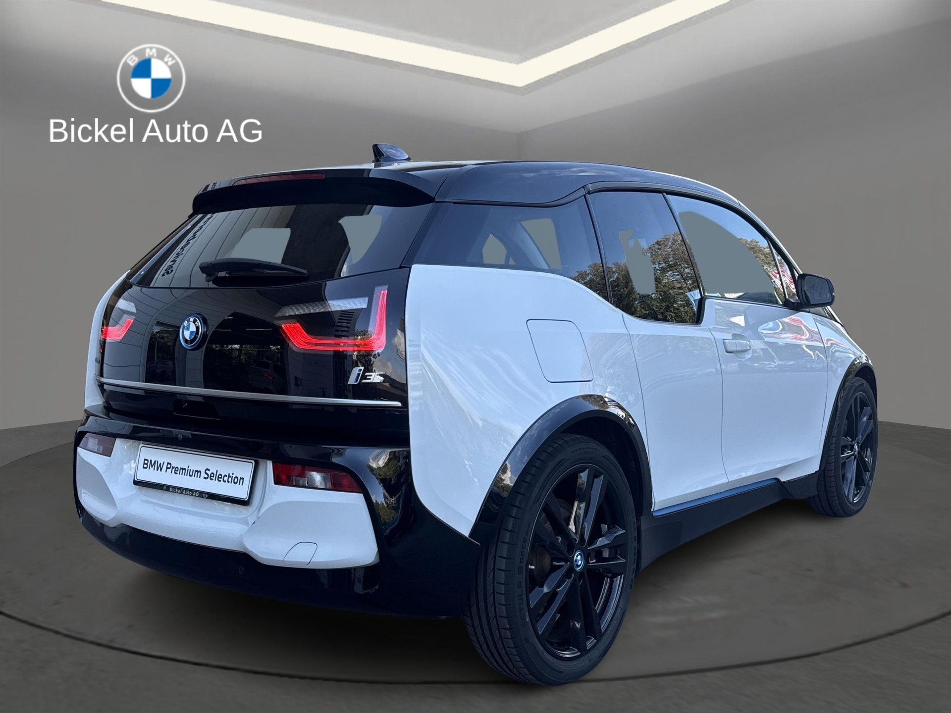 BMW i3s (120Ah)-image-2