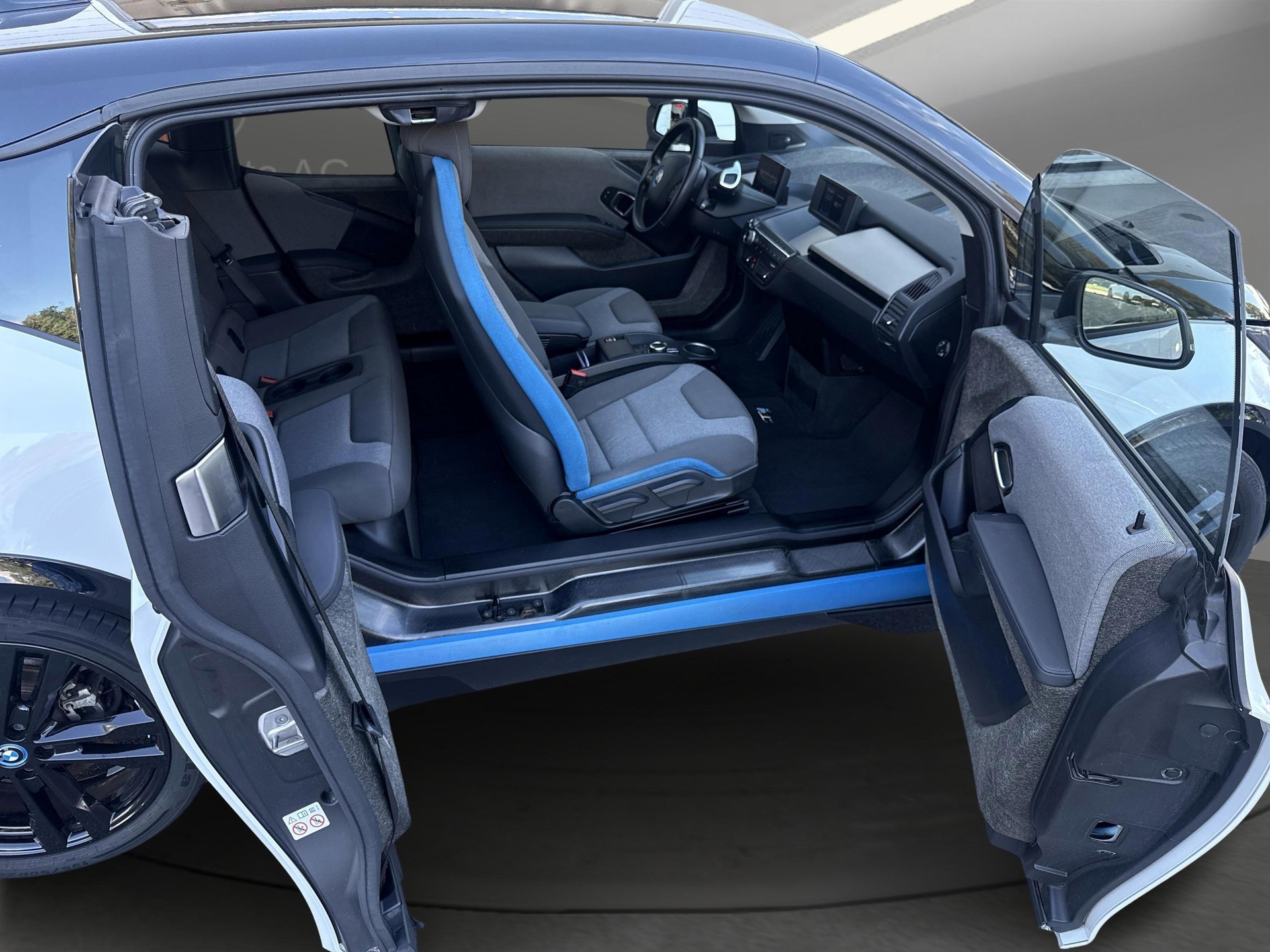 BMW i3s (120Ah)-image-20