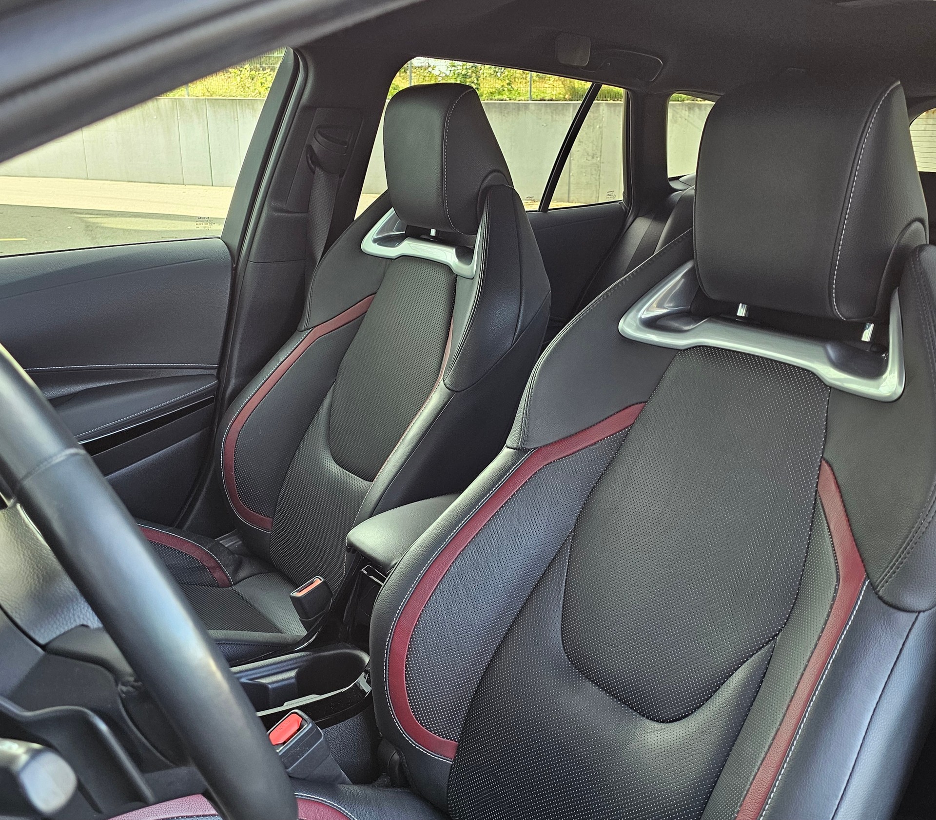 TOYOTA Corolla Touring Sports 2.0 HSD Premium e-CVT-image-7