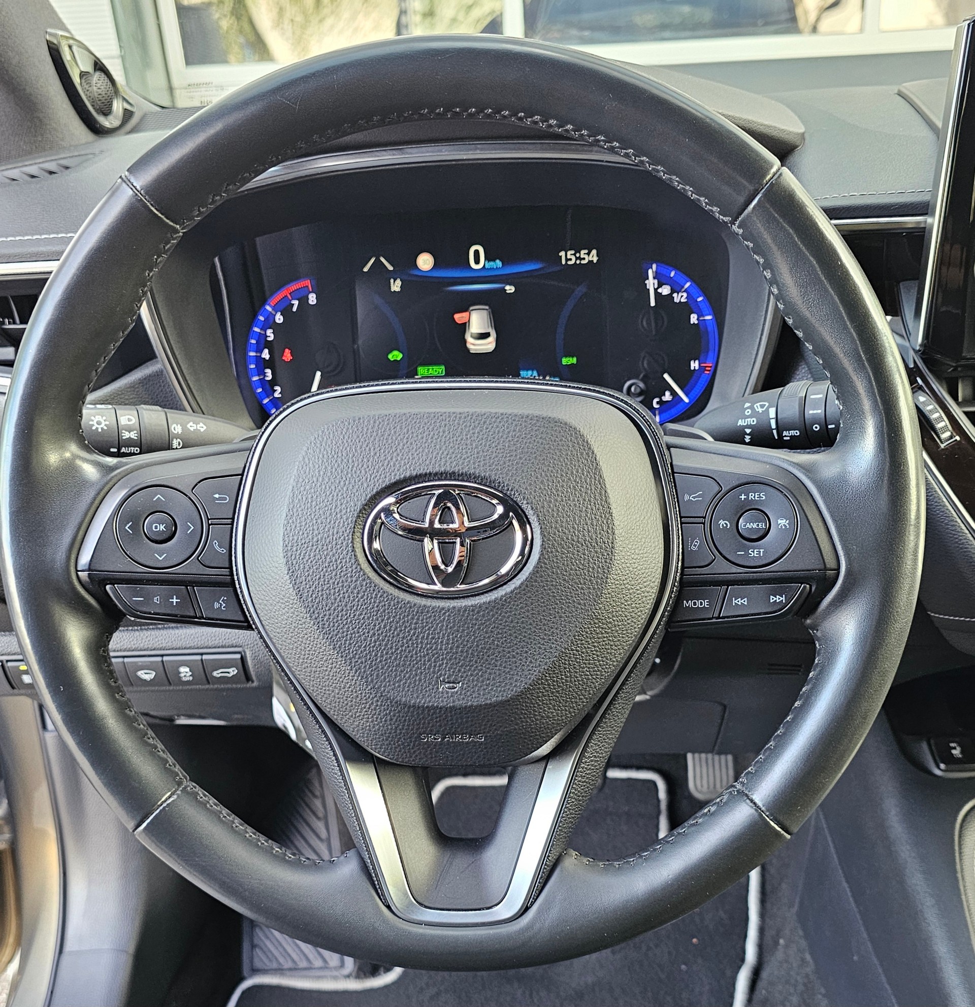 TOYOTA Corolla Touring Sports 2.0 HSD Premium e-CVT-image-11