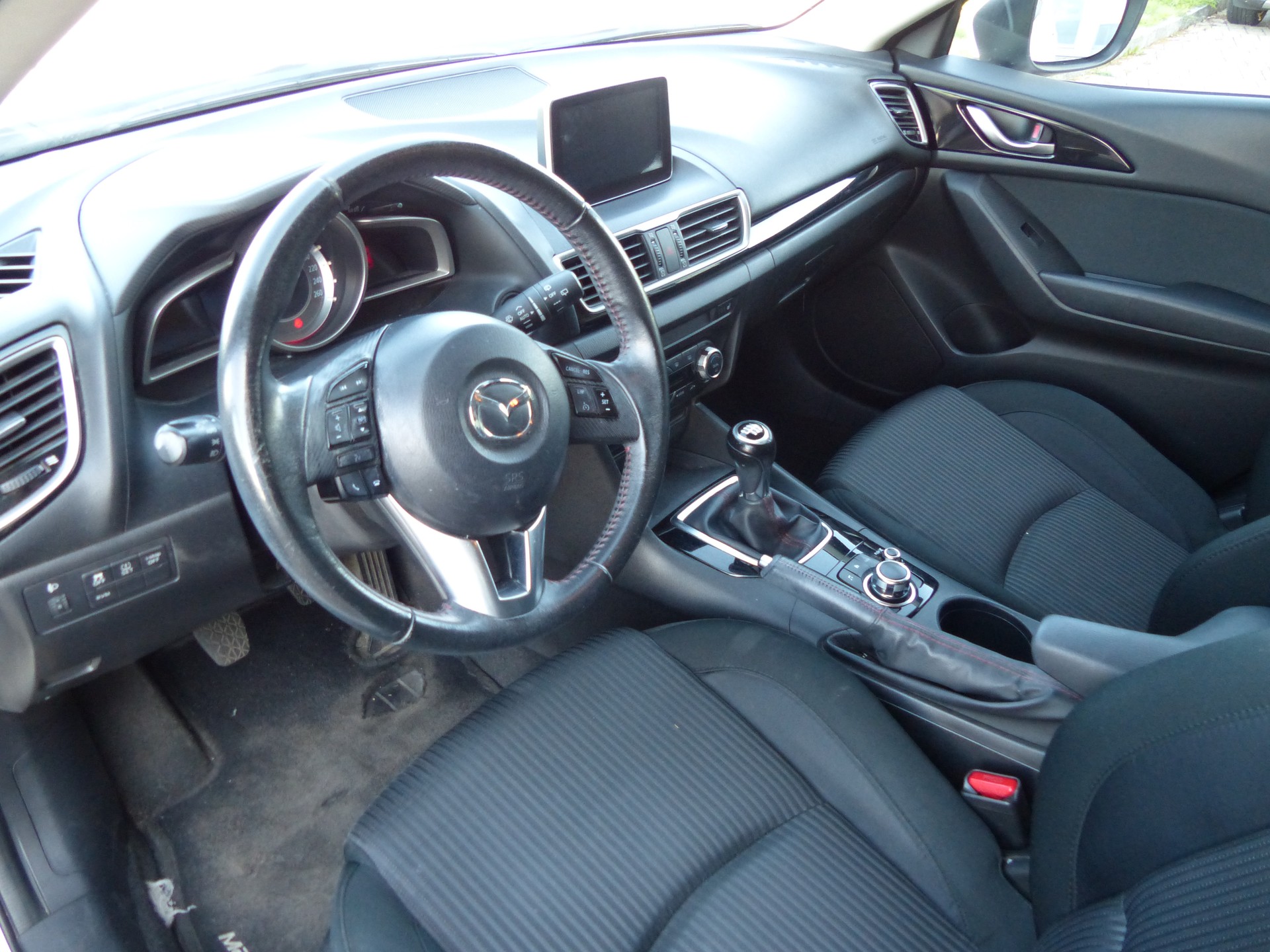 MAZDA 3 2.0 16V Ambition-image-16