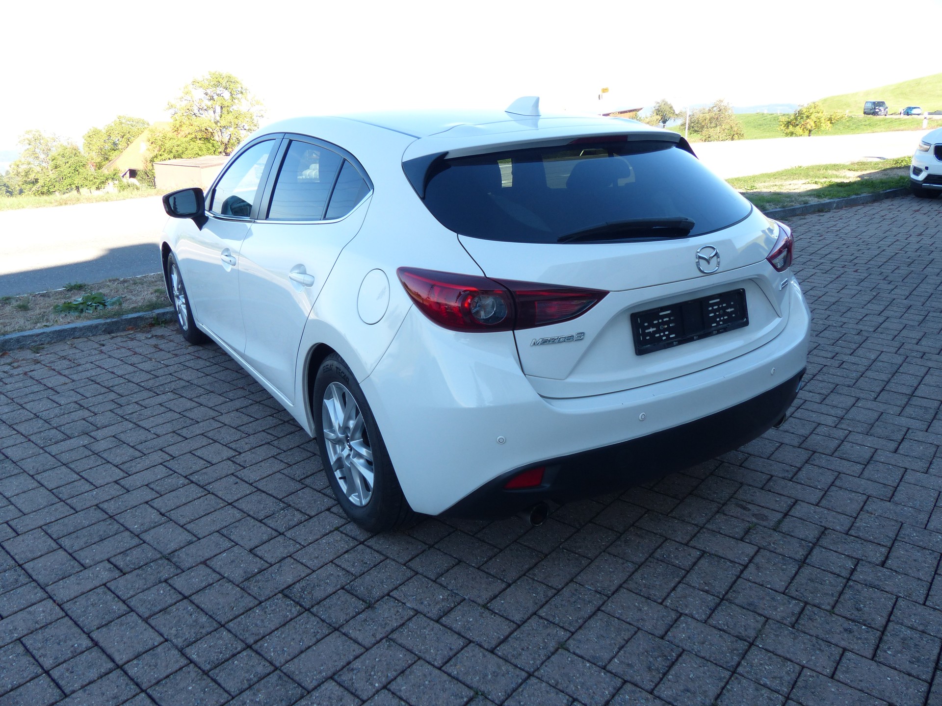 MAZDA 3 2.0 16V Ambition-image-6