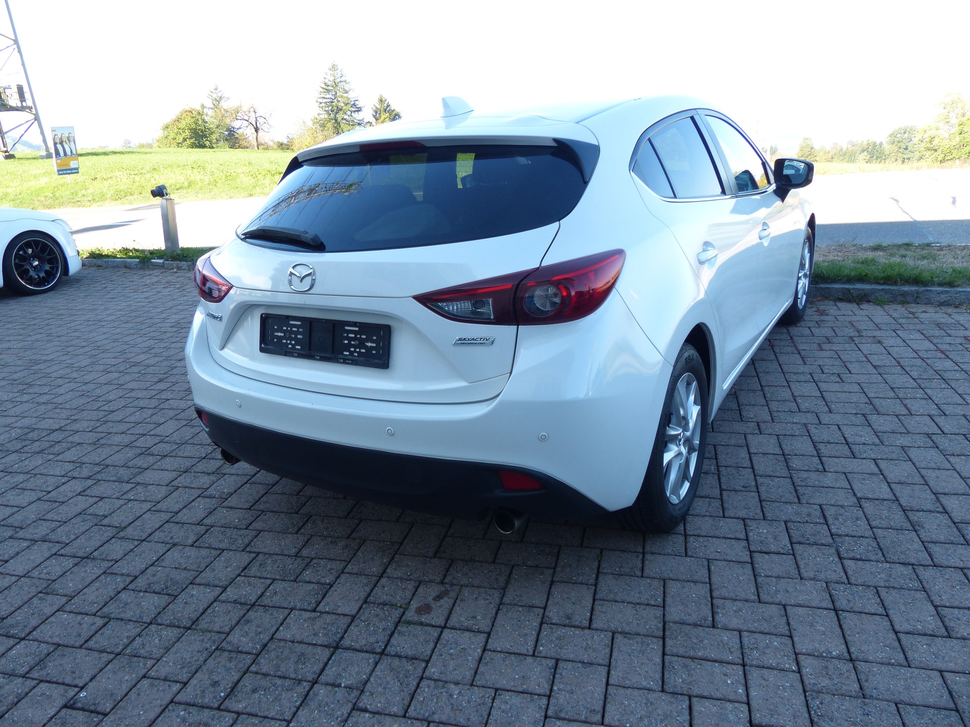 MAZDA 3 2.0 16V Ambition-image-8