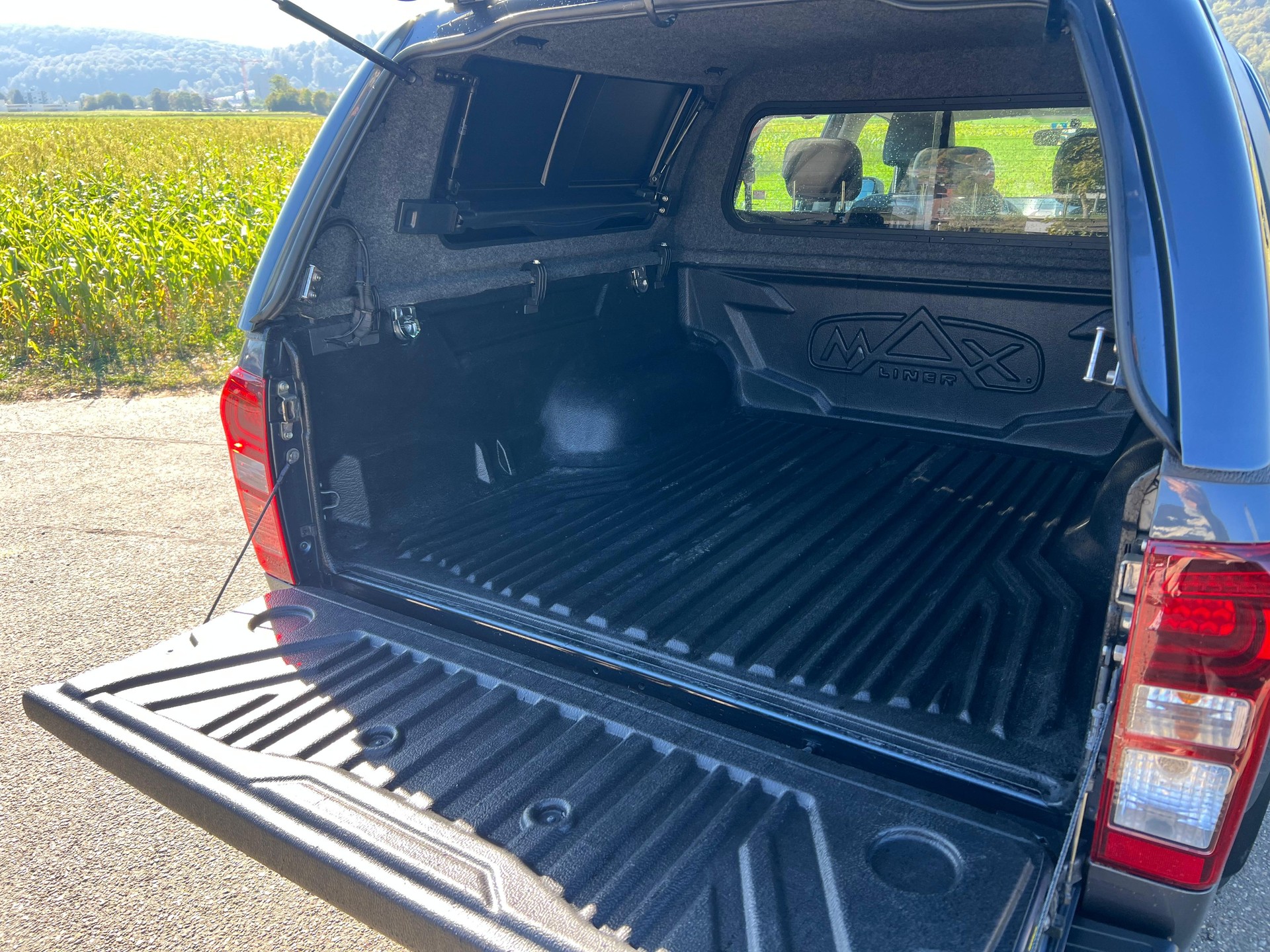 ISUZU D-MAX 1.9 Crew Cab Quasar 4x4 A-image-13