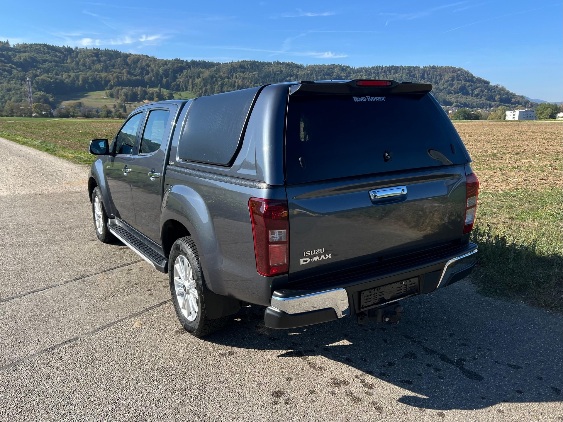 ISUZU D-MAX 1.9 Crew Cab Quasar 4x4 A-image-2