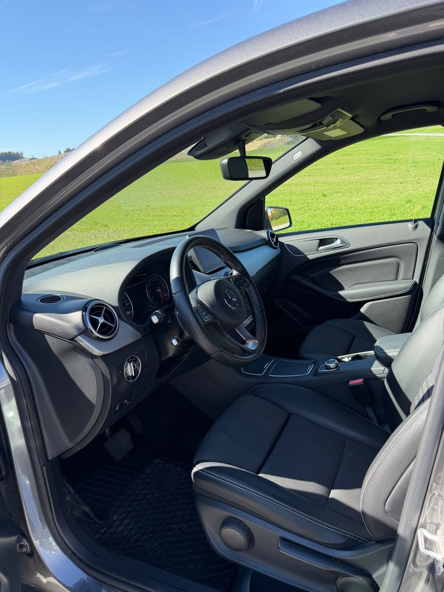 MERCEDES-BENZ B 220 Style 4m-image-2