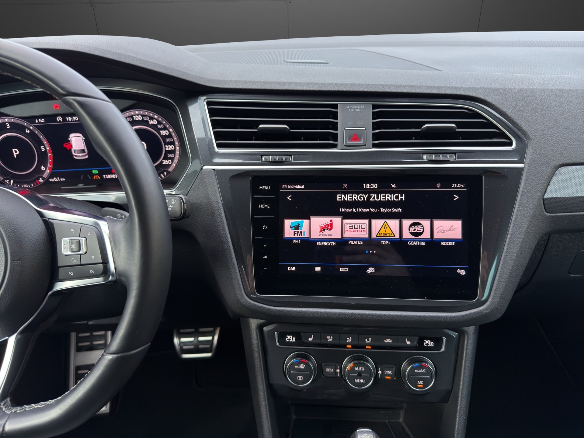 VW Tiguan 2.0 TDI SCR Highline 4Motion DSG-image-10