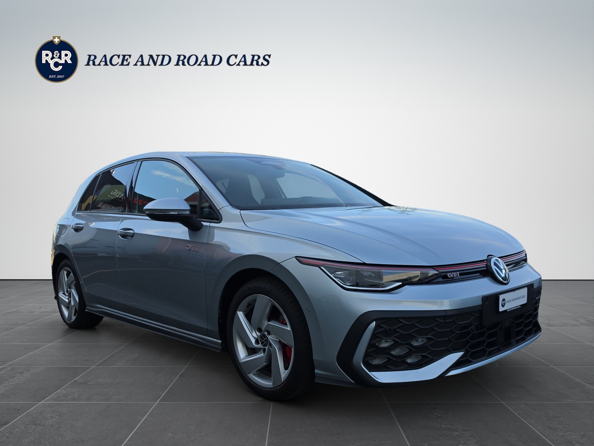 VW Golf VIII 2.0 TSI GTI DSG-image-2