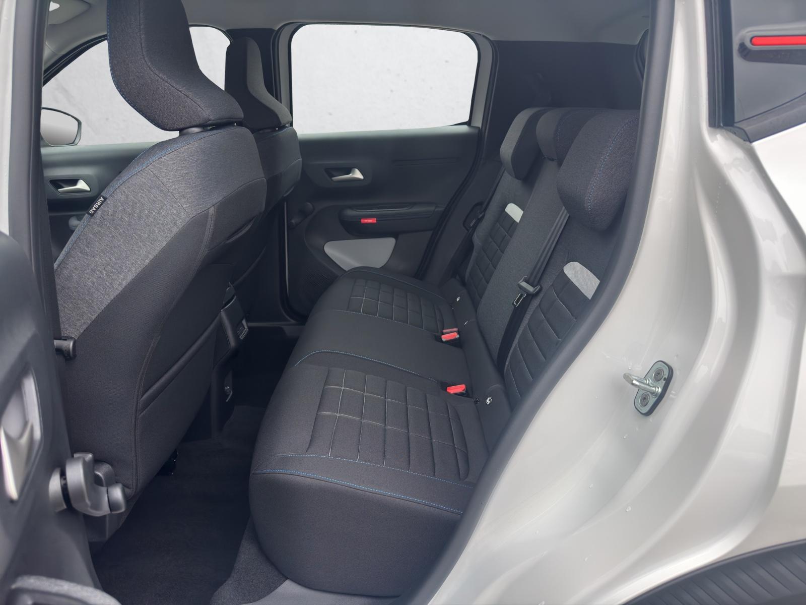 CITROEN C3 1.2 Hybrid 110 Plus-image-15