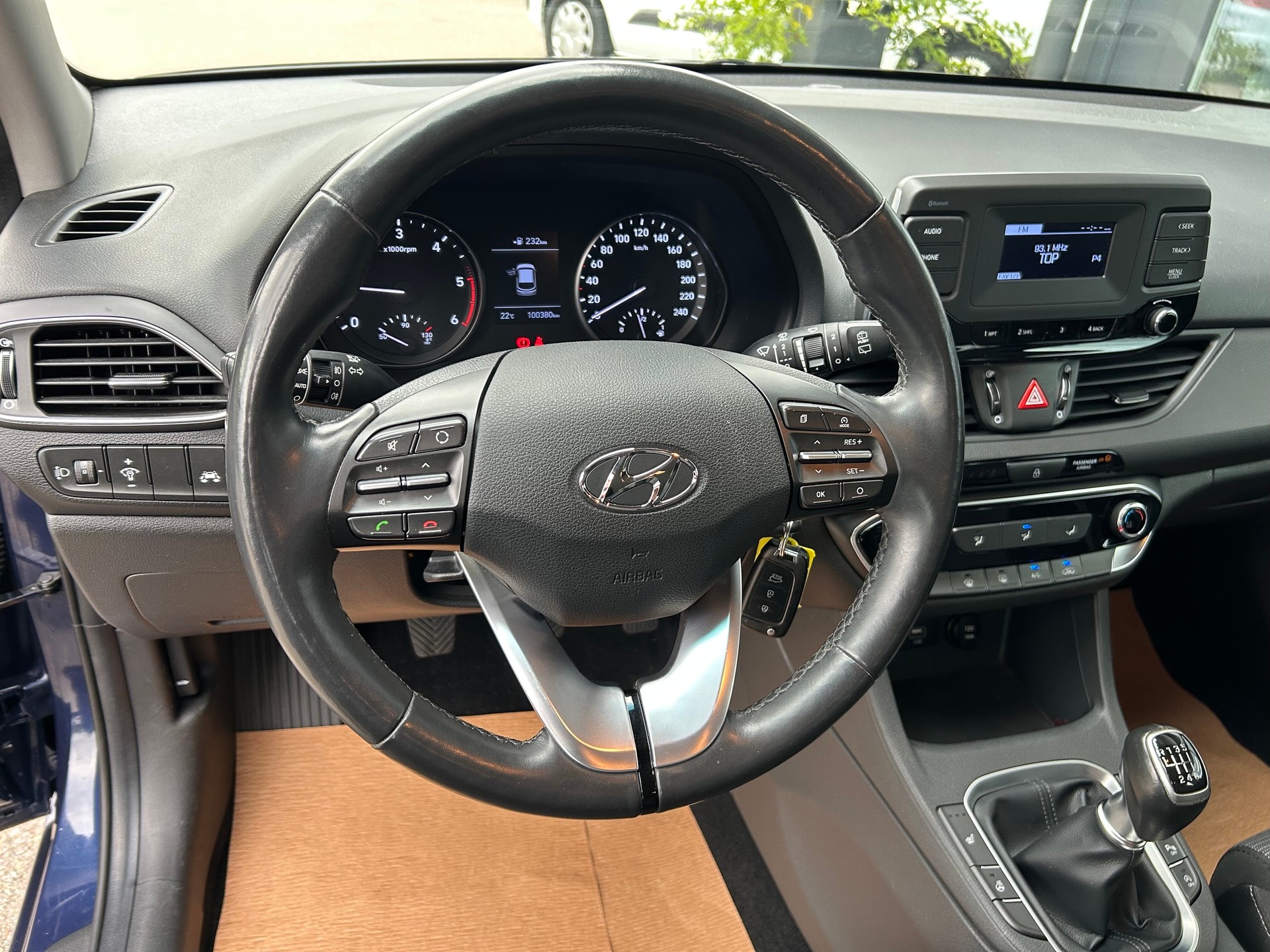 HYUNDAI i30 Wagon 1.6 CRDi Origo-image-14
