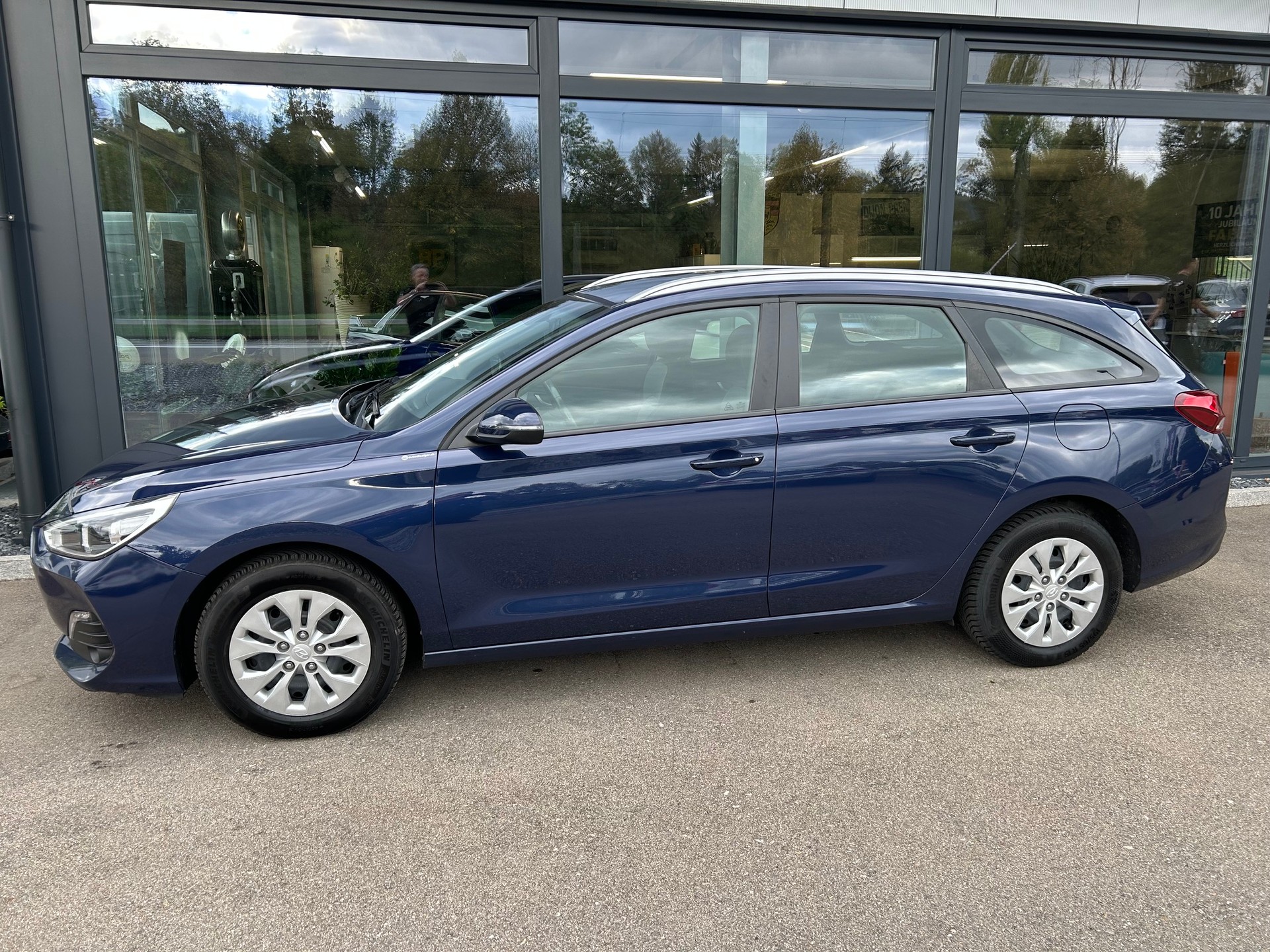 HYUNDAI i30 Wagon 1.6 CRDi Origo-image-2