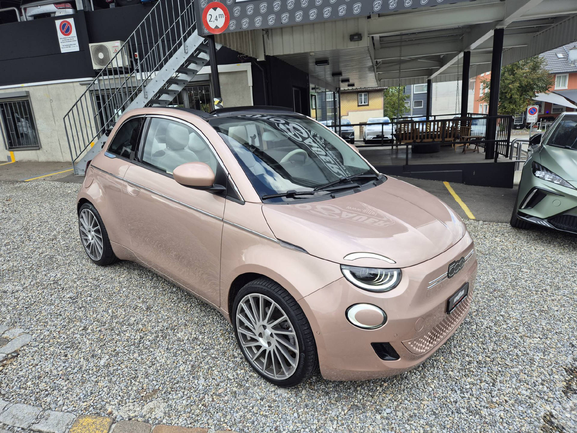 FIAT 500 Cabrio La Prima 42 kWh-image-1