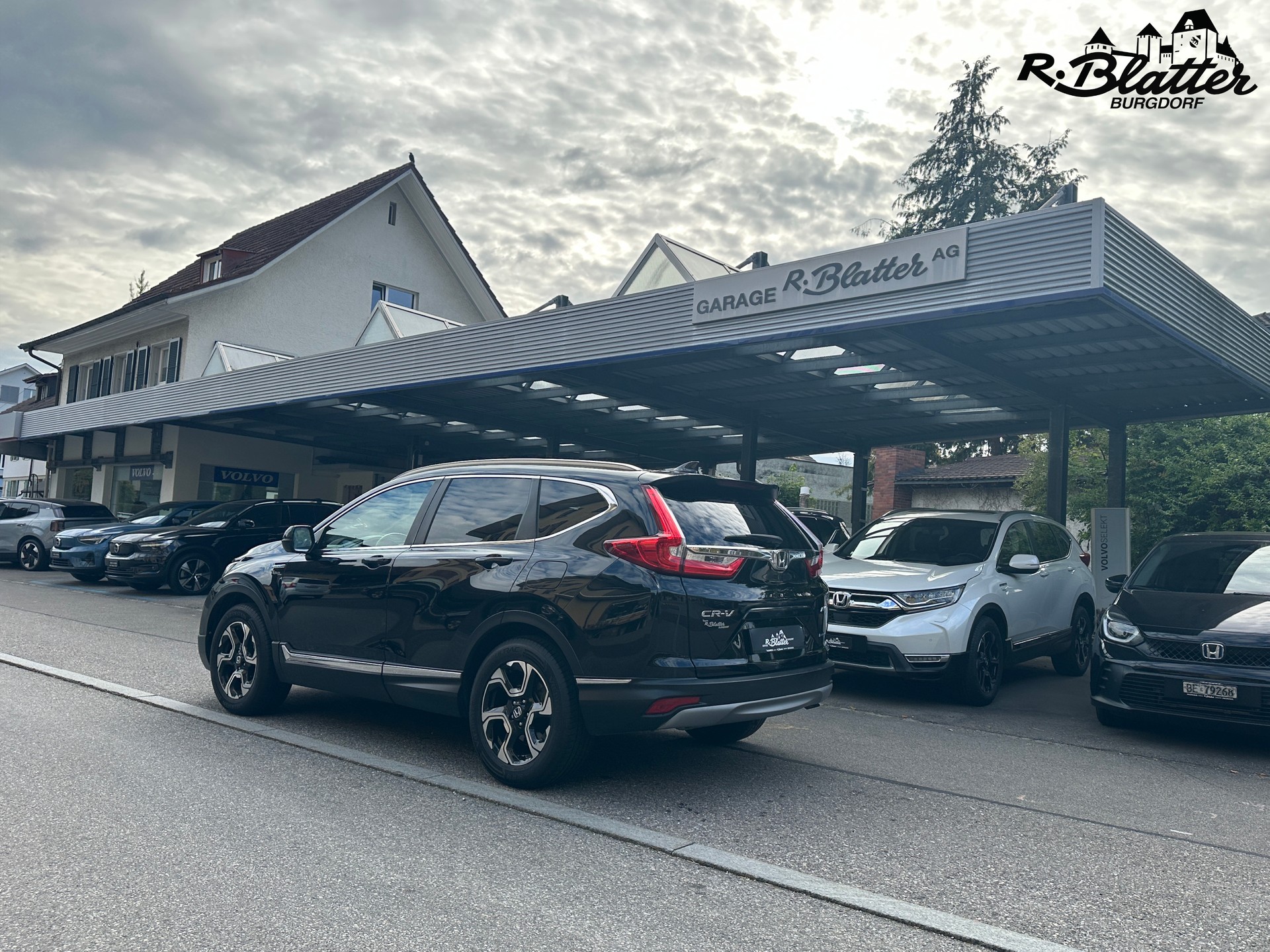 HONDA CR-V 2.0i MMD Hybrid Executive 4WD Automatic-image-3