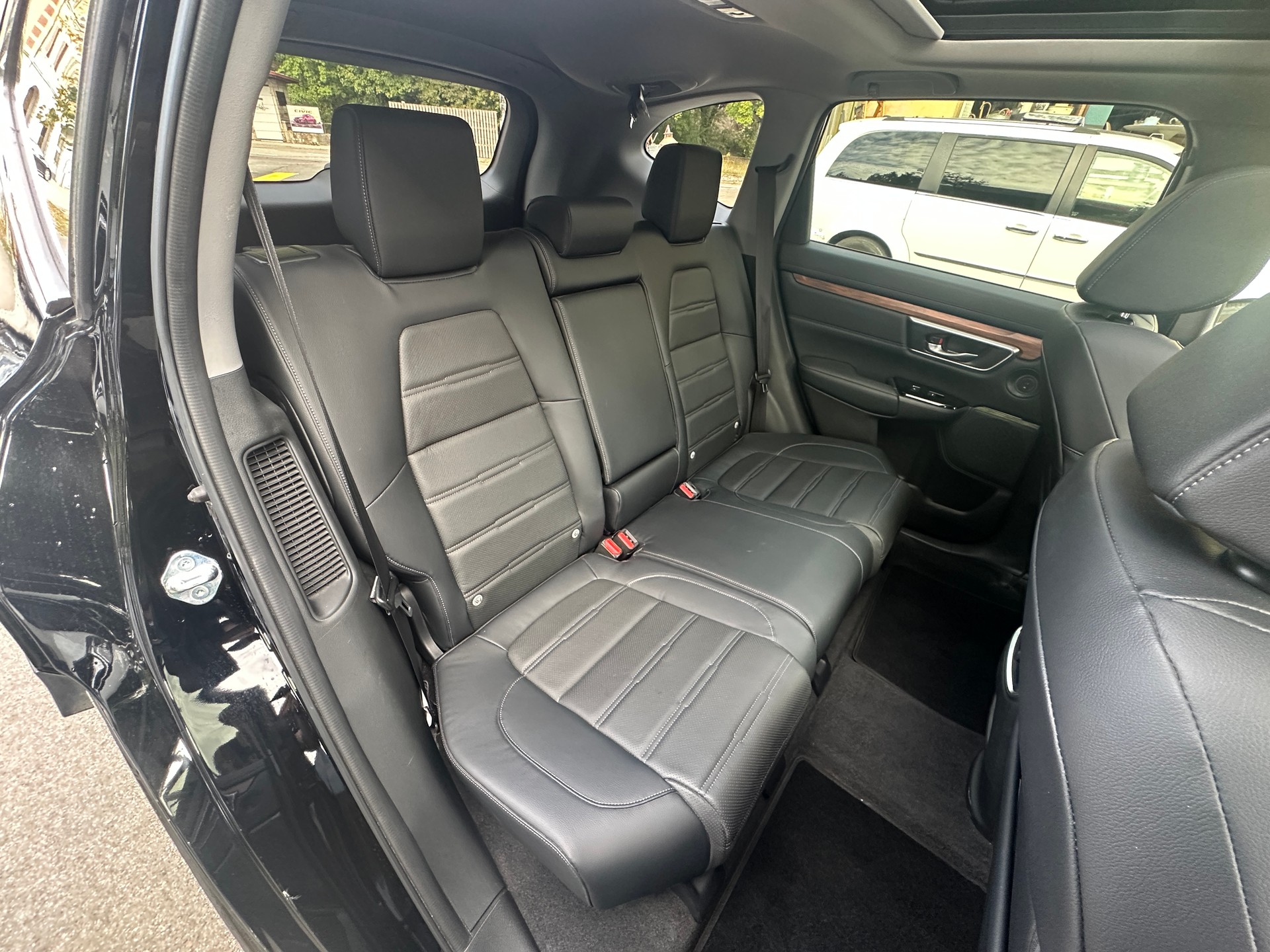 HONDA CR-V 2.0i MMD Hybrid Executive 4WD Automatic-image-11