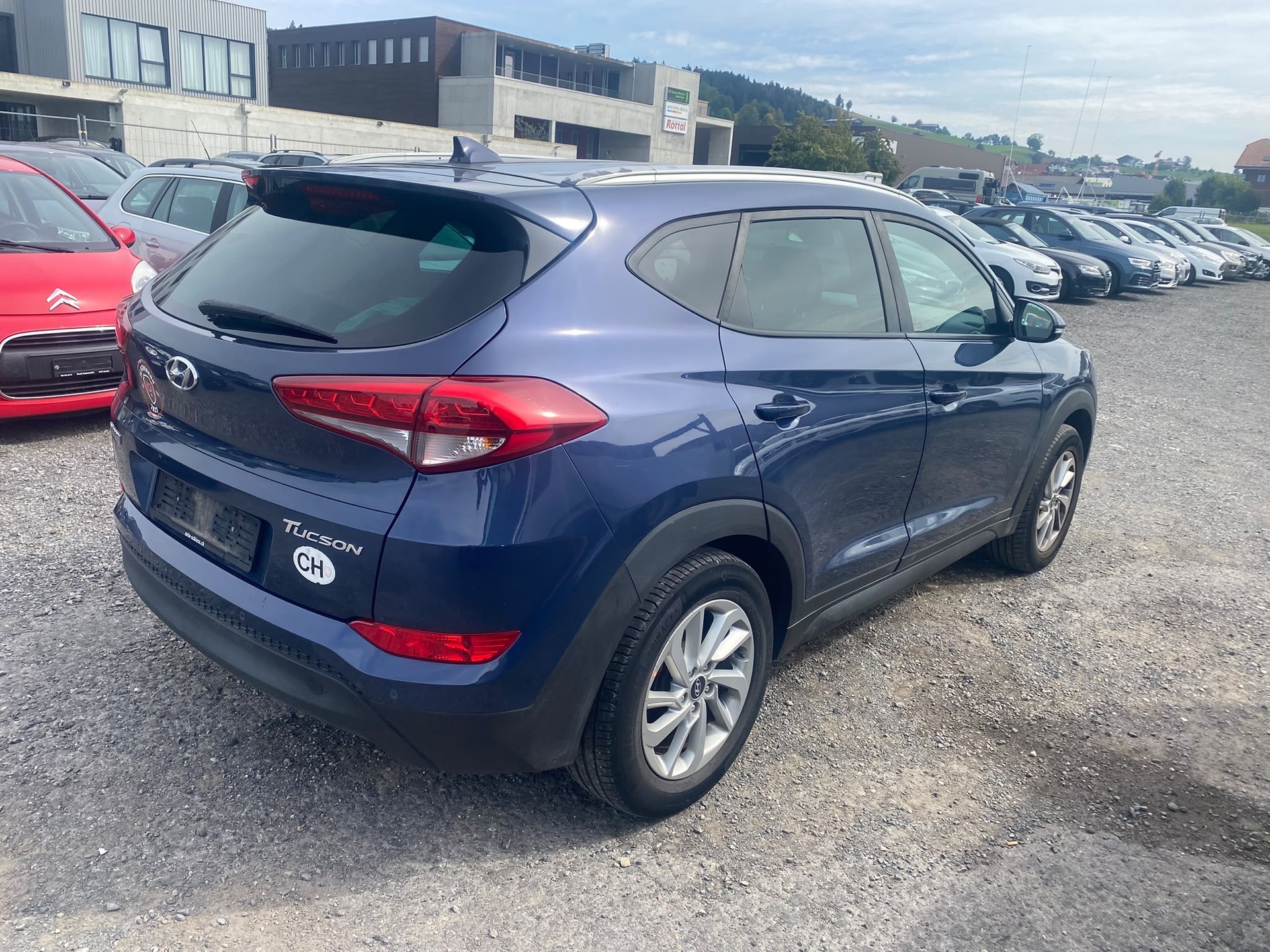HYUNDAI Tucson 2.0 CRDI Plena 2WD-image-5