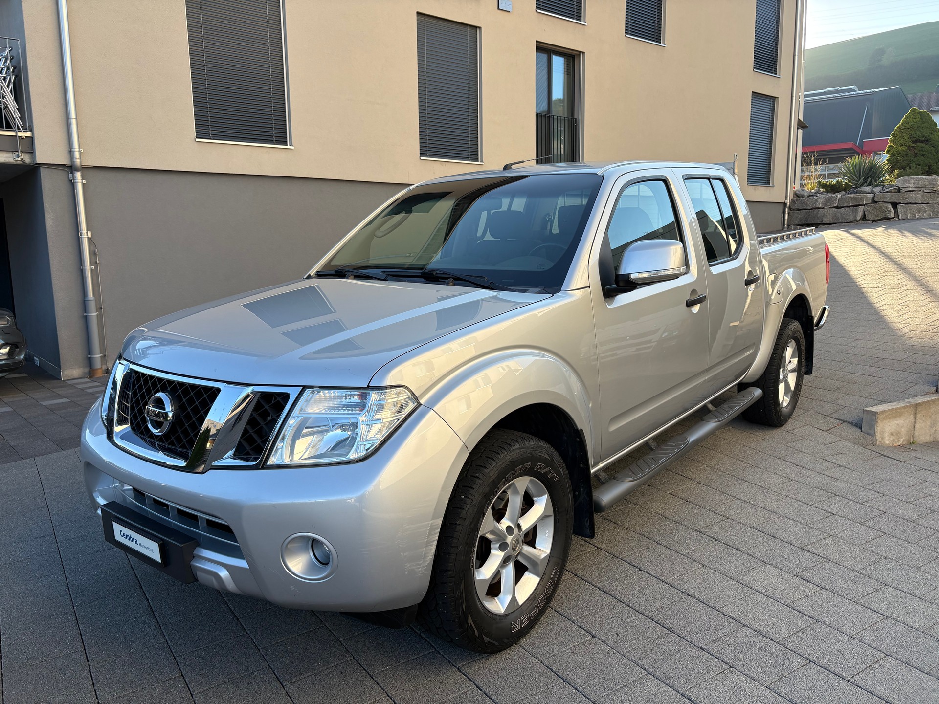 NISSAN Navara Double Cab Platinum 2.5 dCi 4WD-image-7