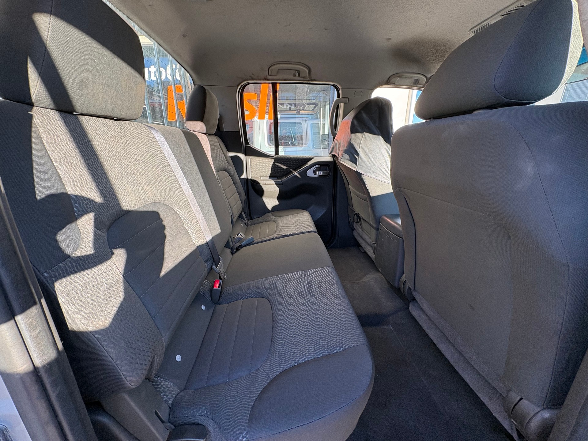 NISSAN Navara Double Cab Platinum 2.5 dCi 4WD-image-11