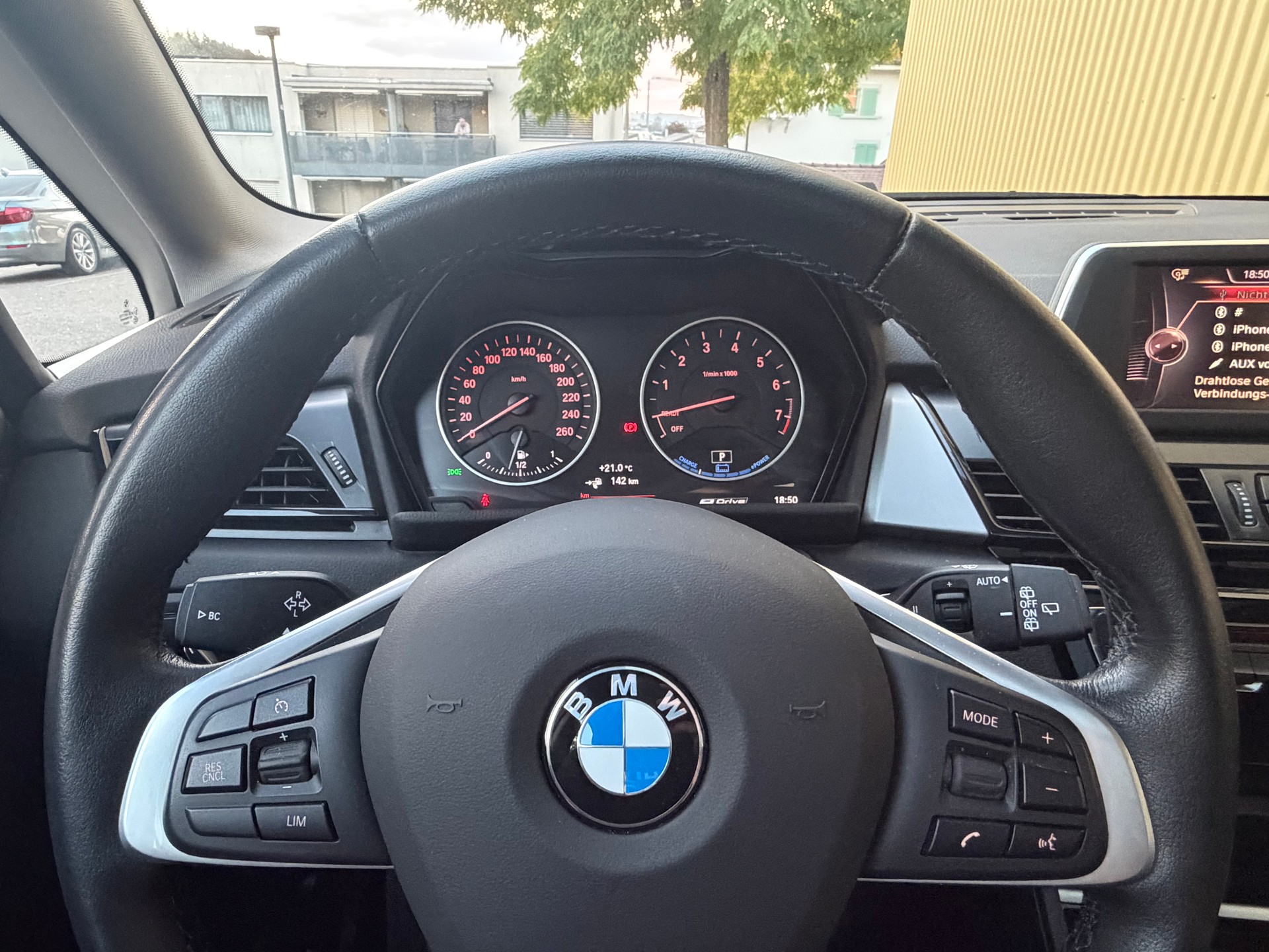 BMW 225xe iPerformance Active Tourer Steptronic-image-6
