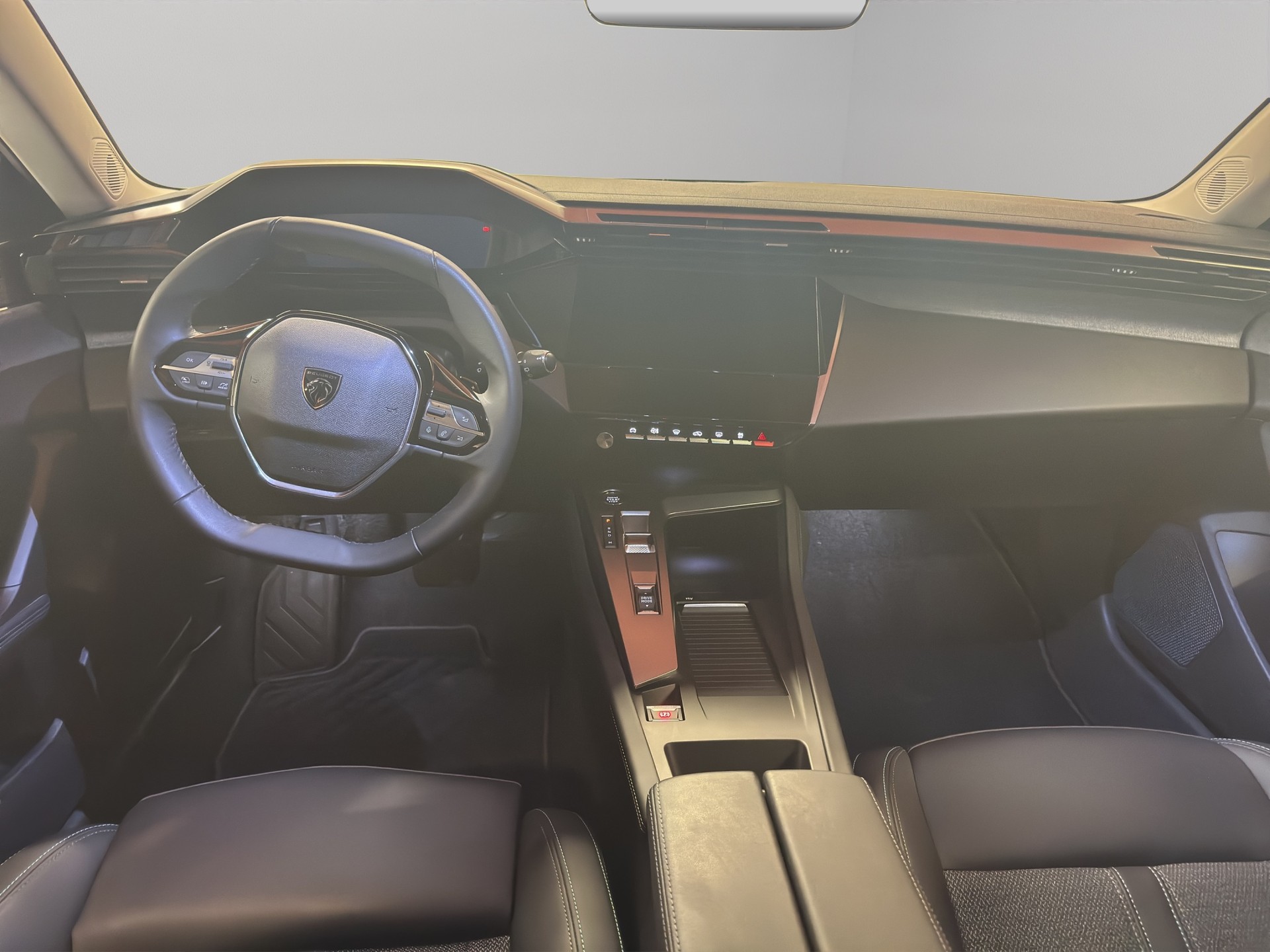 PEUGEOT 308 SW 1.2 PureTech Active-image-6