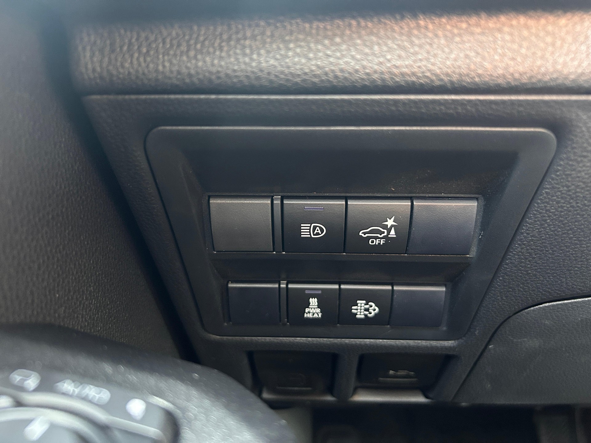 TOYOTA Hilux Double Cab.-Pick-up 2.8 D-4D MHEV 204 Advanced-image-11