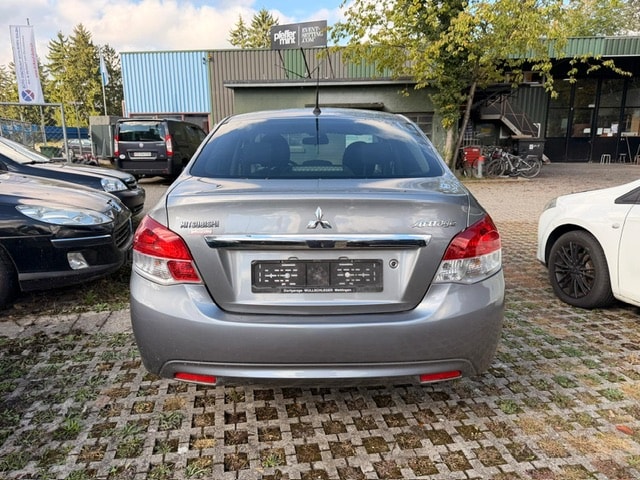MITSUBISHI Attrage 1.2 Style-image-6