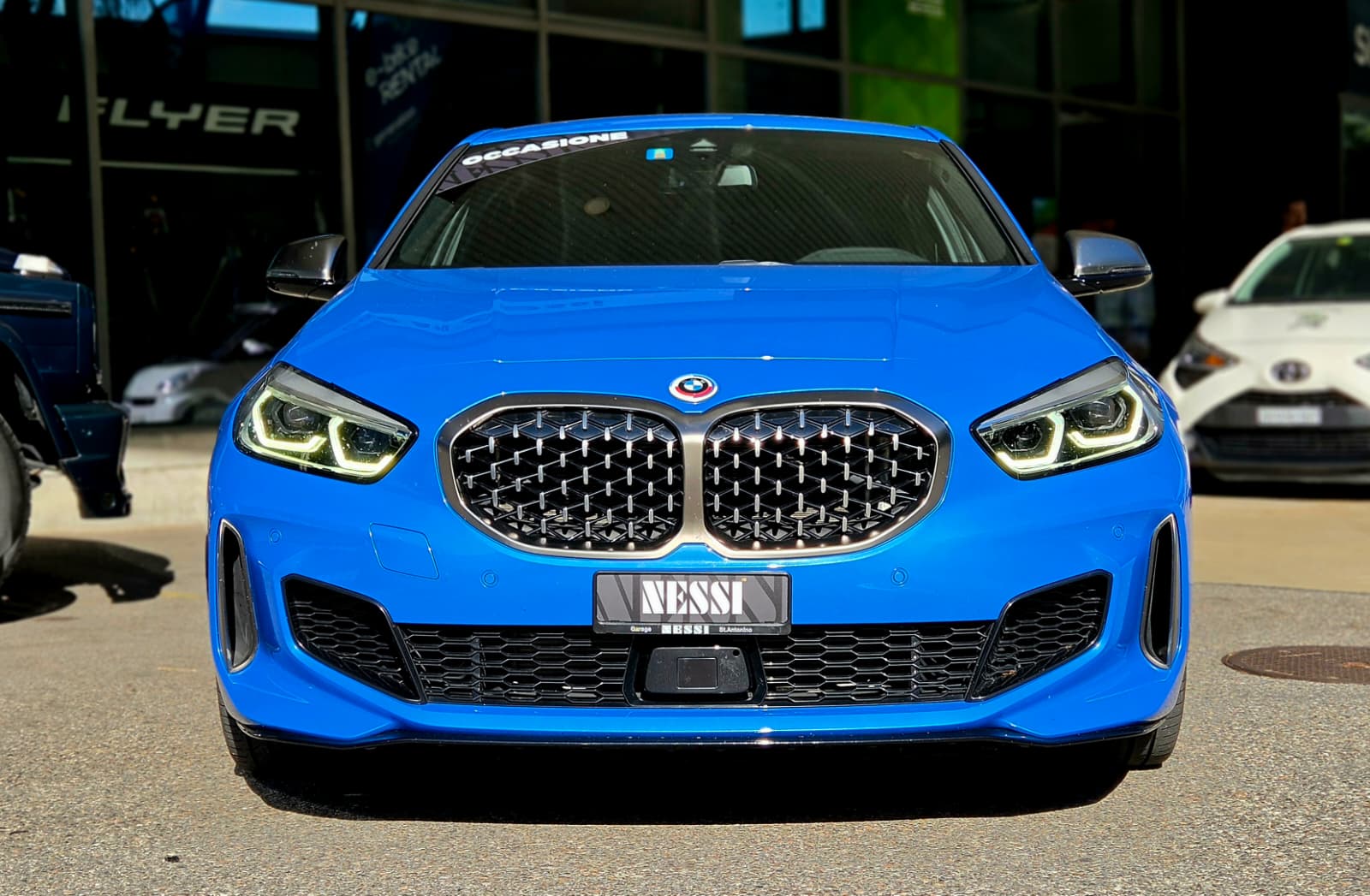 BMW M135i xDrive Steptronic-image-3