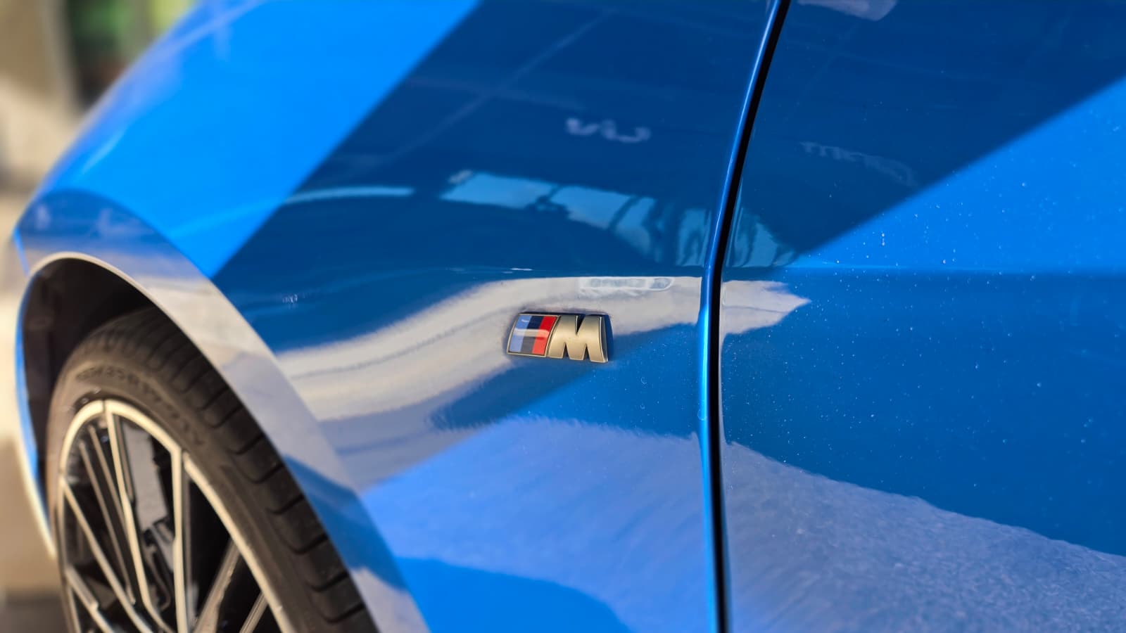 BMW M135i xDrive Steptronic-image-7