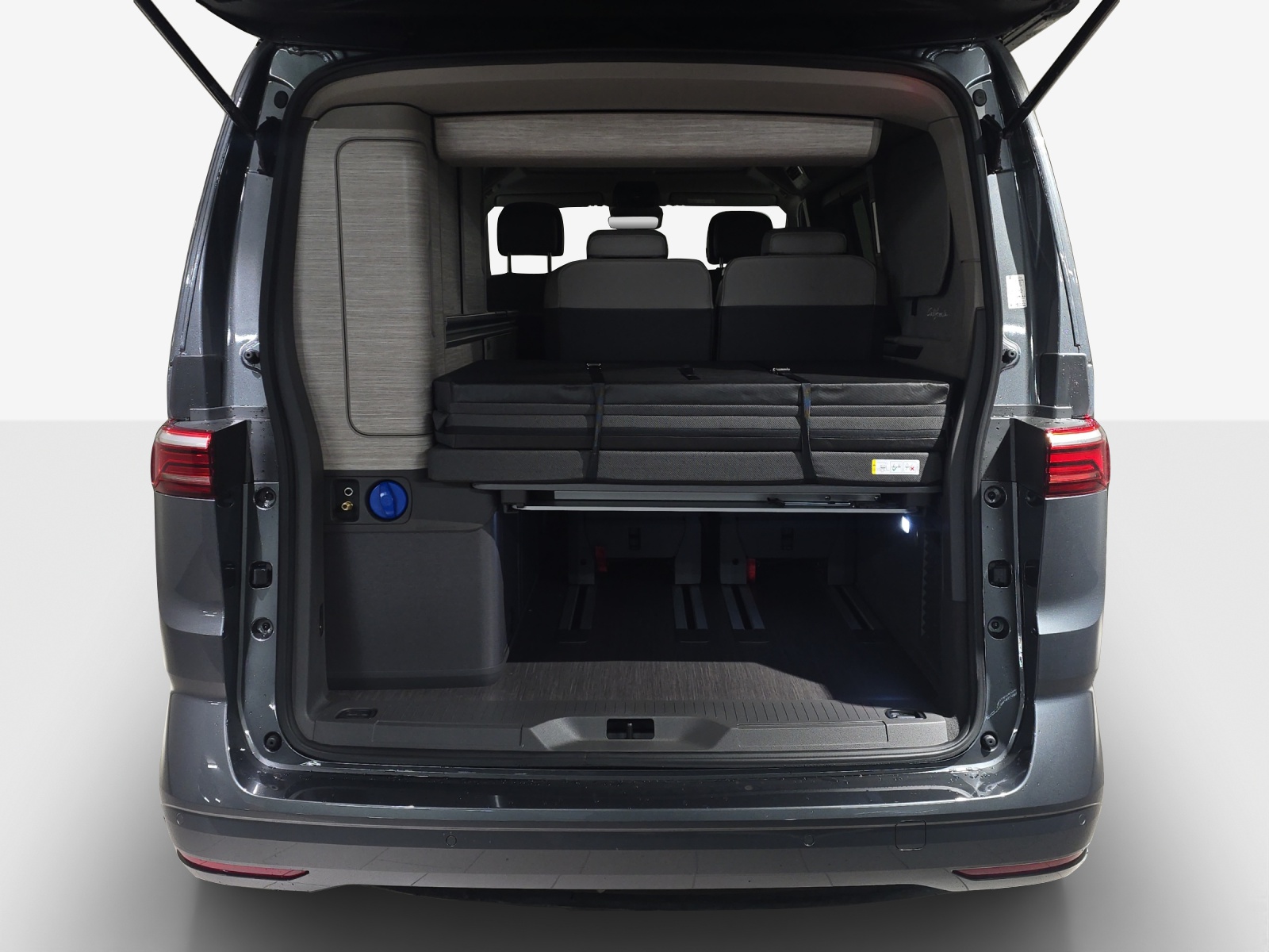 VW California 2.0 TDI Beach Ocean-image-12