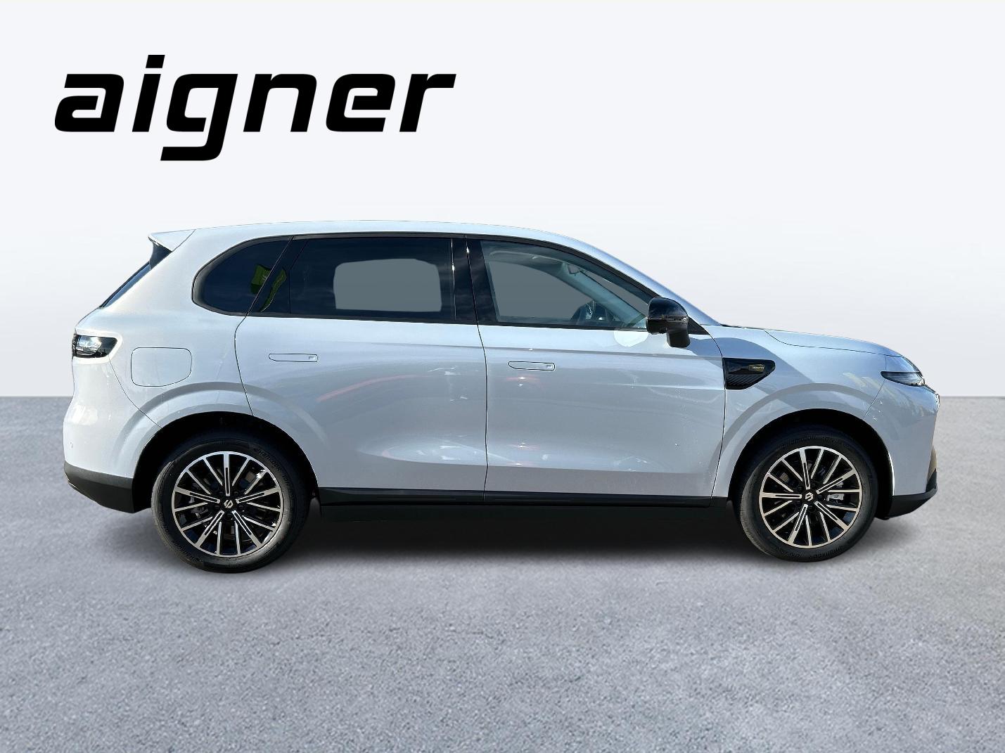 LEAPMOTOR B10 EV-image-5