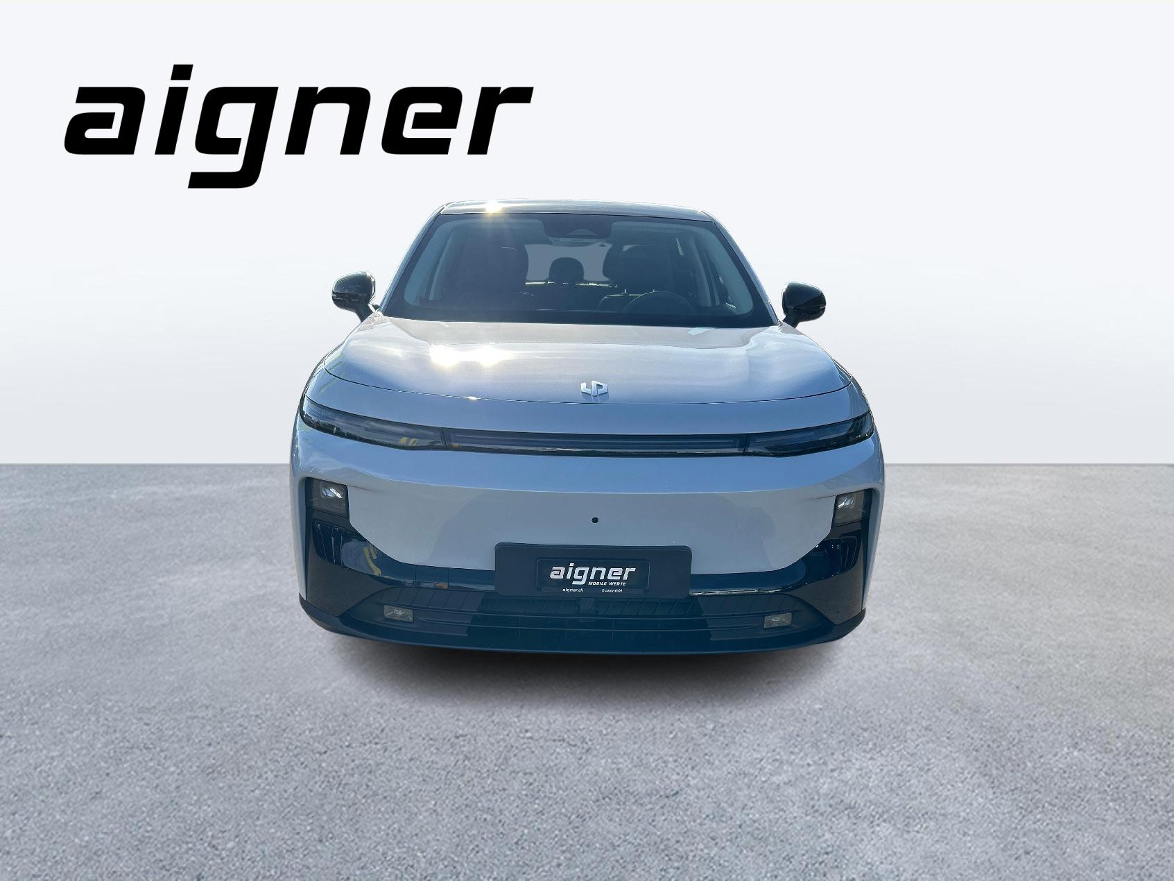 LEAPMOTOR B10 EV-image-7