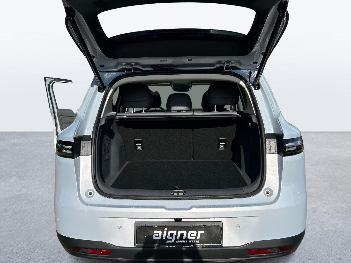 LEAPMOTOR B10 EV-image-11