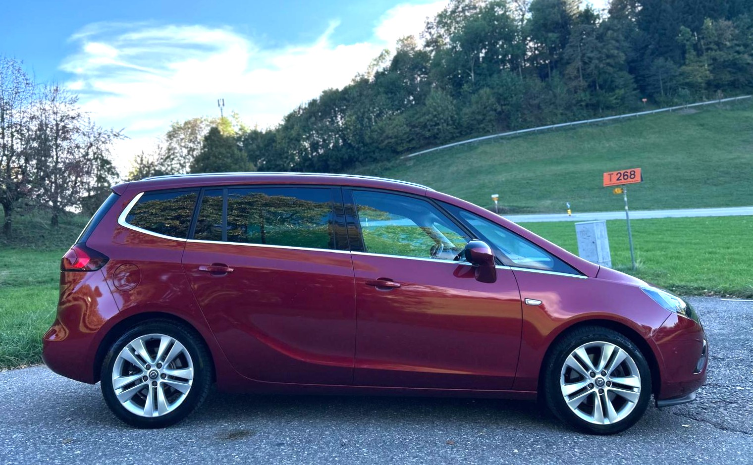 OPEL Zafira Tourer 1.6i 16V Turbo Active Ed. Aut.-image-5