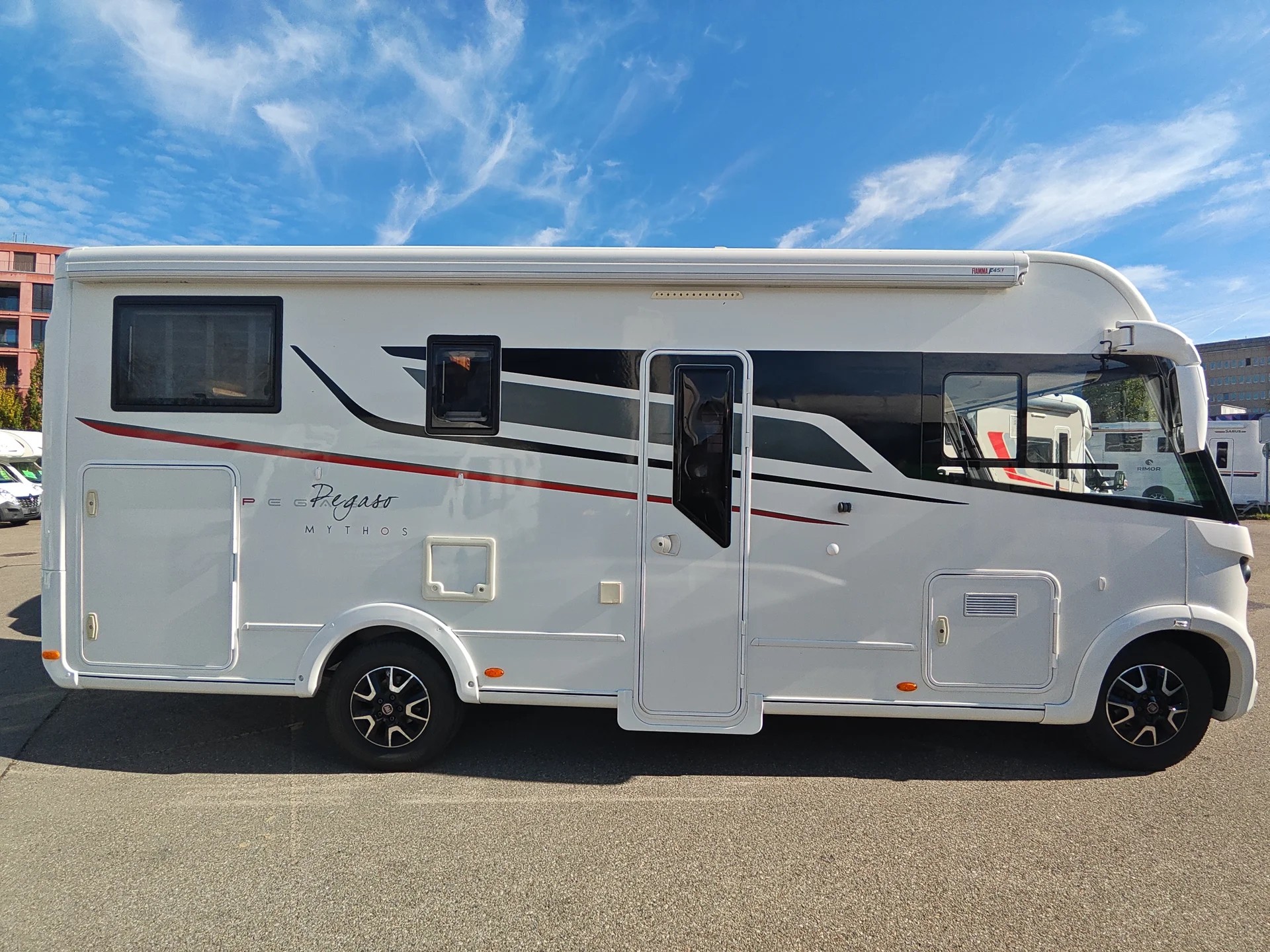 ROLLER TEAM Pegaso 288 Mythos ***das echte Luxus-Gefühl eines Vollintegrierten: Ein riesiges Panorama-Fahrgefühl***-image-8