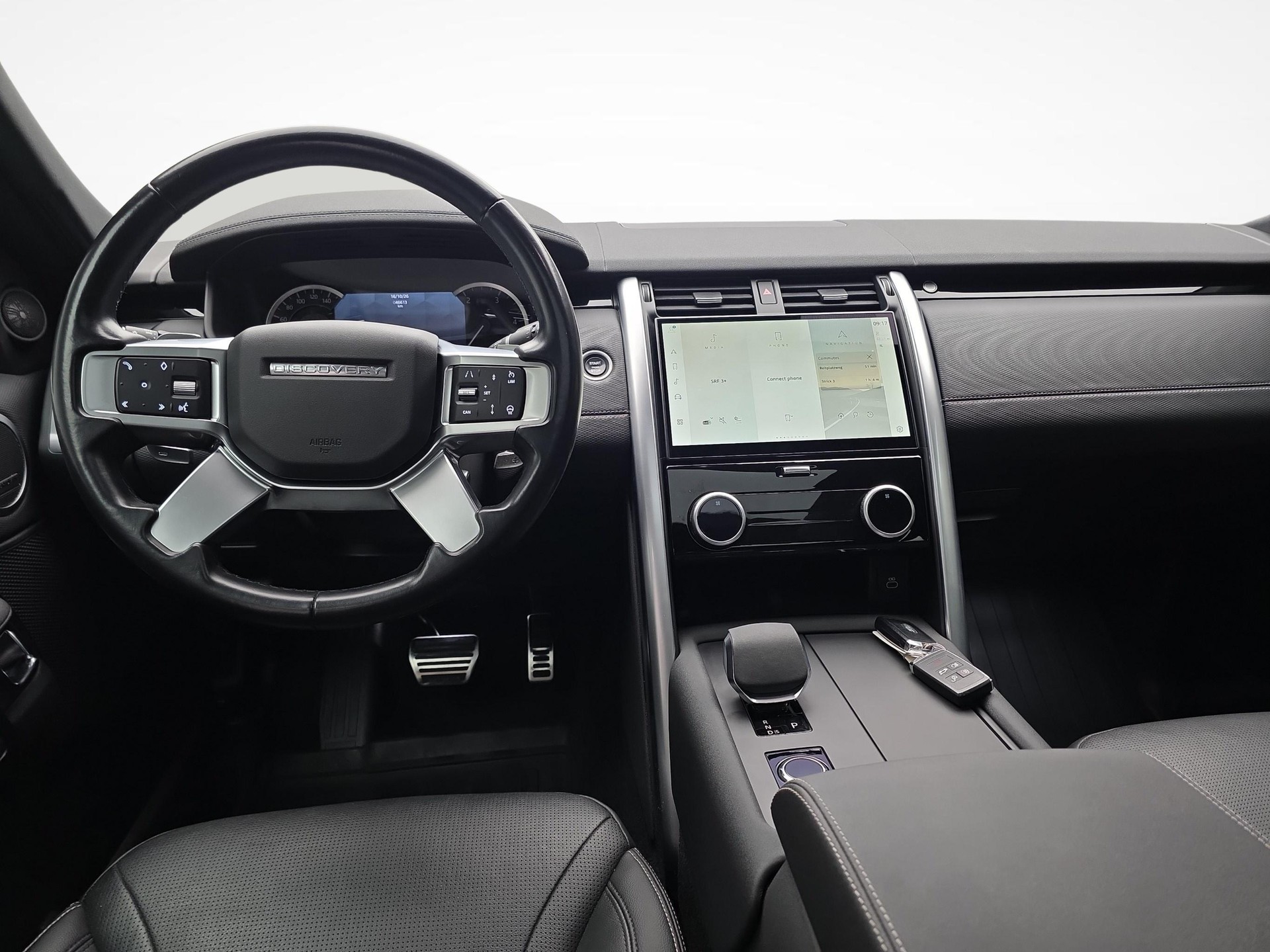 LAND ROVER Discovery 3.0 D I6 300 R-Dynamic SE-image-8