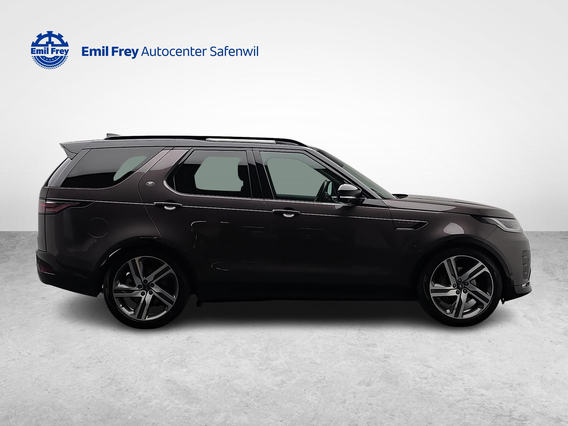 LAND ROVER Discovery 3.0 D I6 300 R-Dynamic SE-image-5