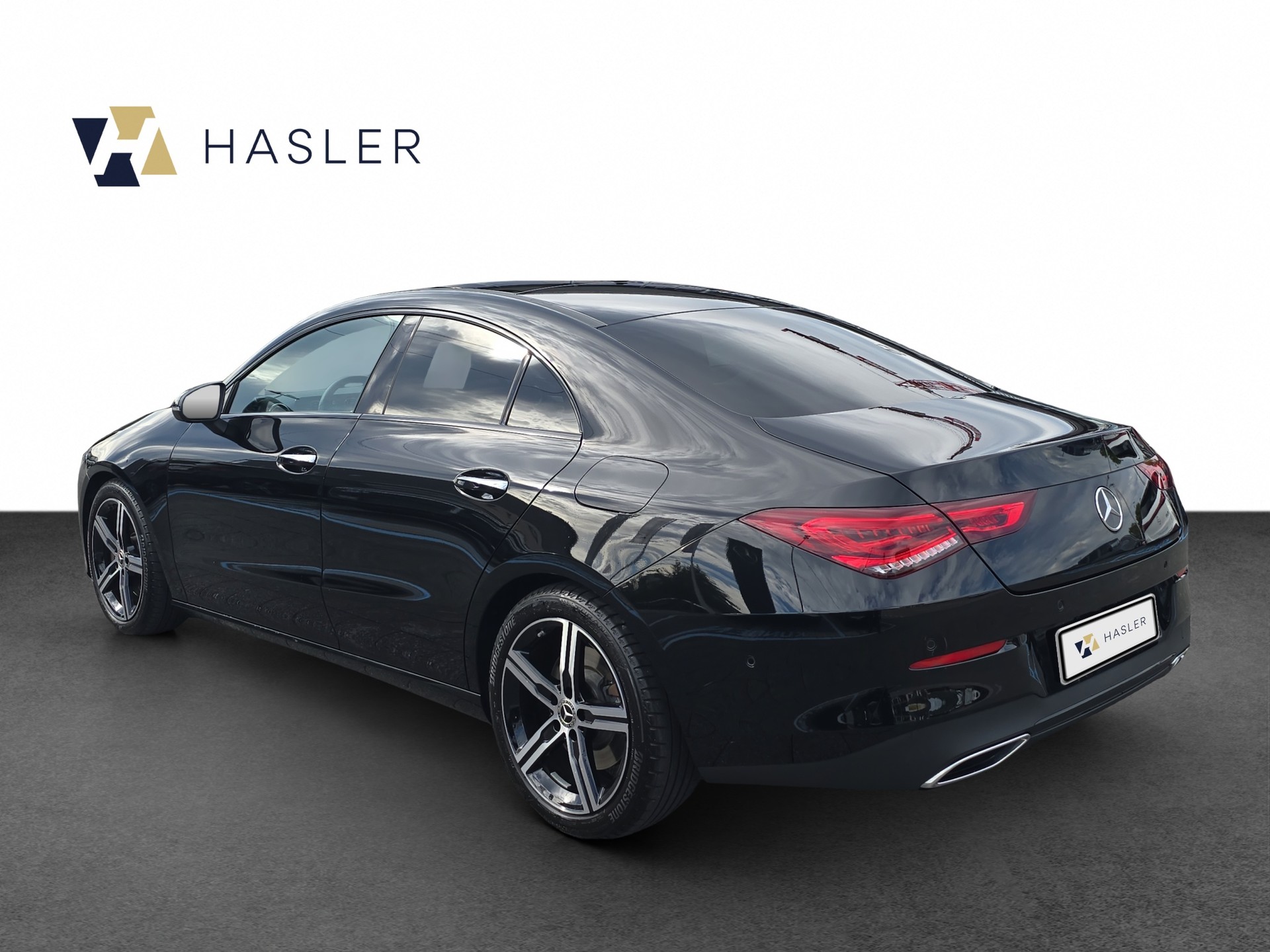 MERCEDES-BENZ CLA 250 4Matic Progressive 7G-DCT-image-3