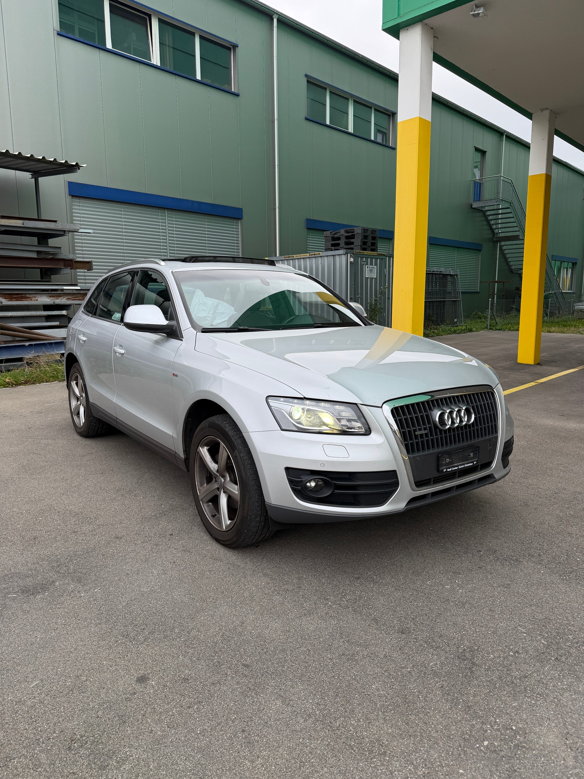 AUDI Q5 2.0 TFSI quattro S-tronic-image-0