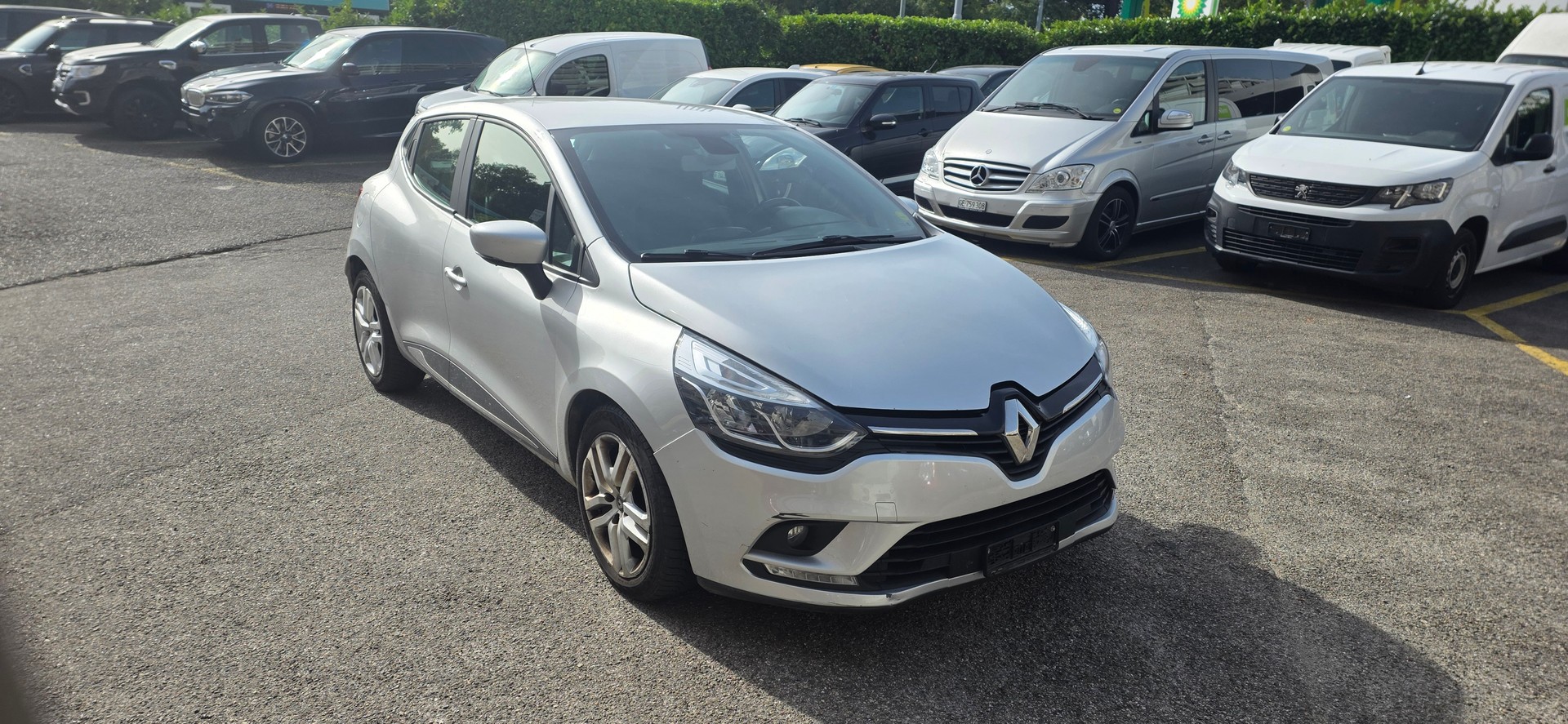 RENAULT Clio 1.5 dCi Intens-image-1