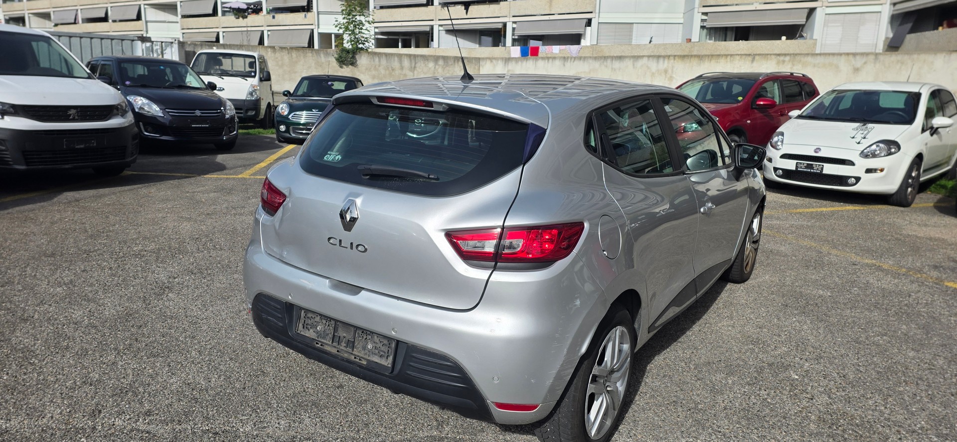 RENAULT Clio 1.5 dCi Intens-image-2