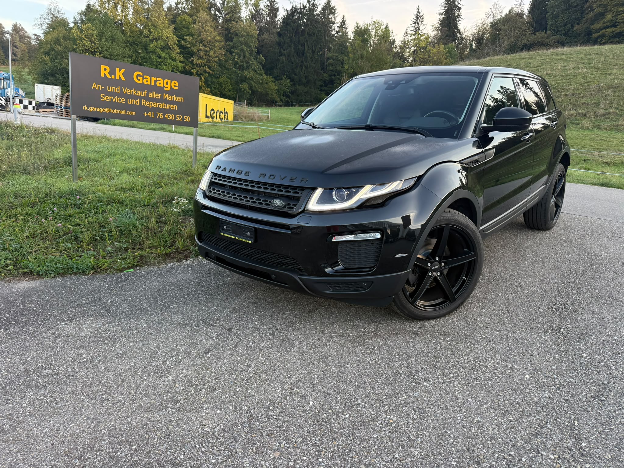Car photo