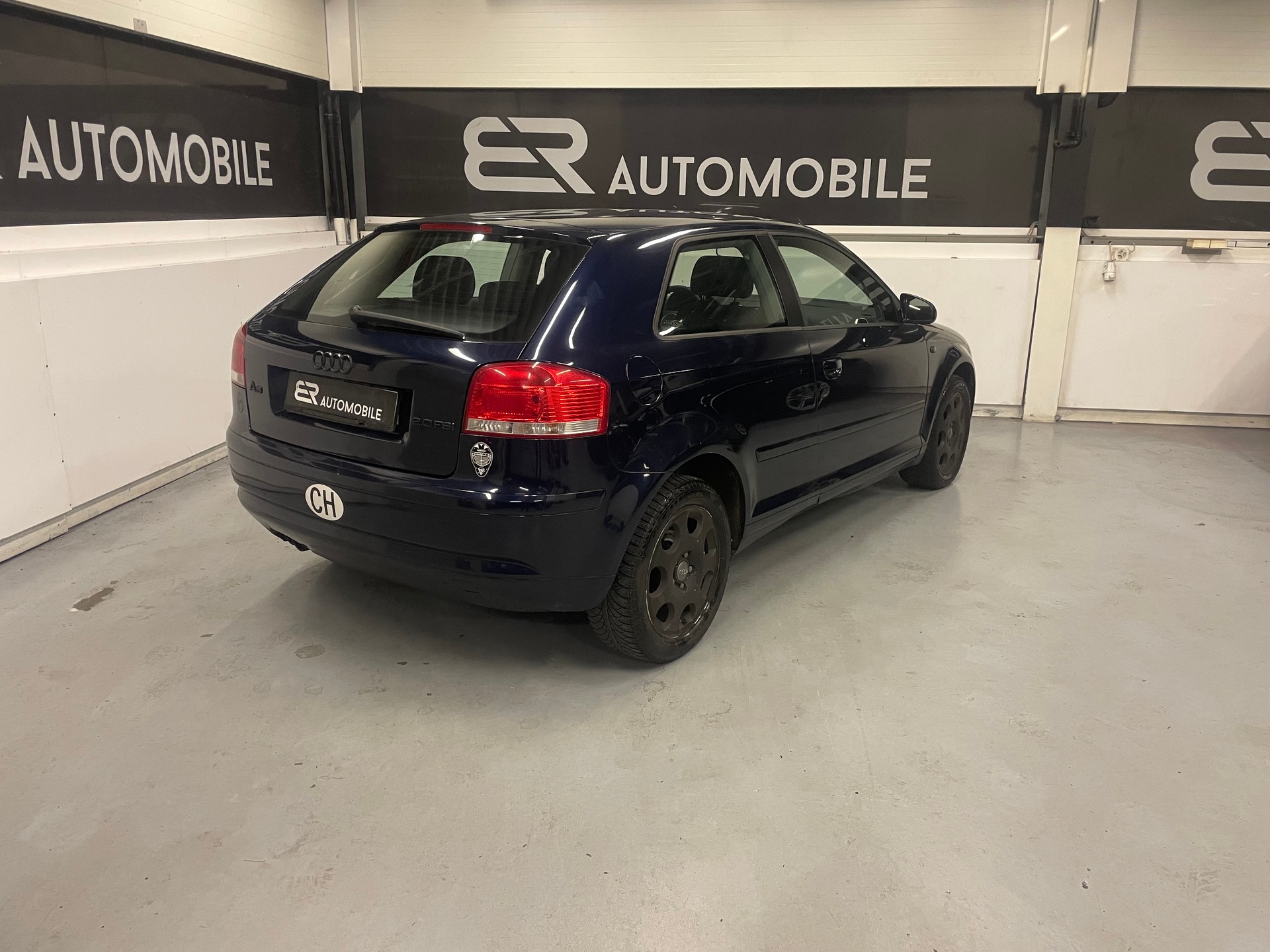 AUDI A3 2.0 FSI Attraction-image-2