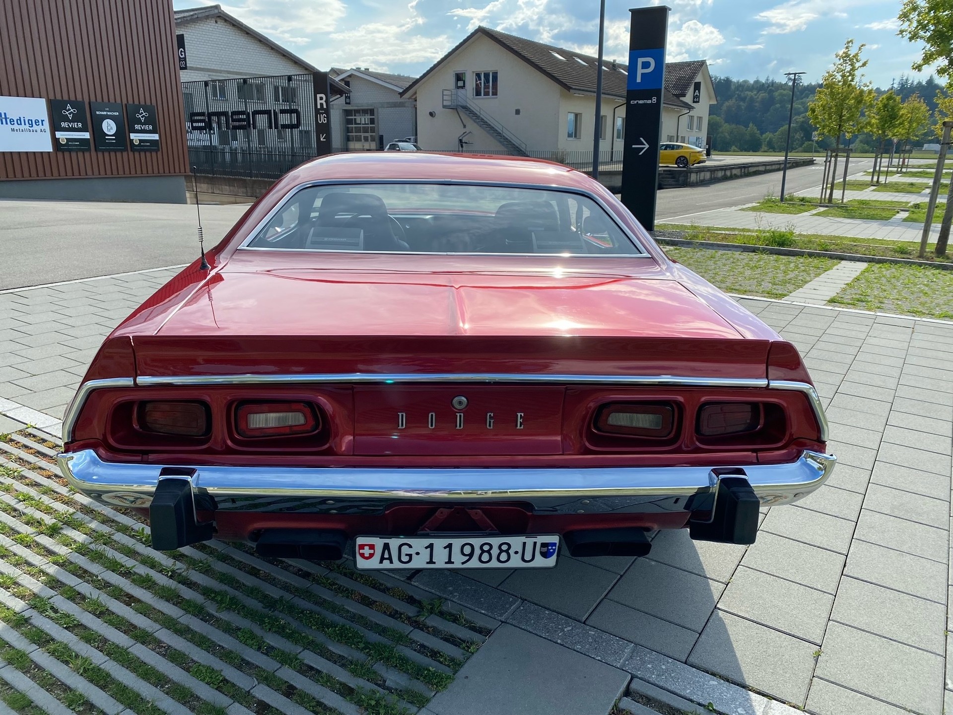 DODGE Challenger 360-image-3