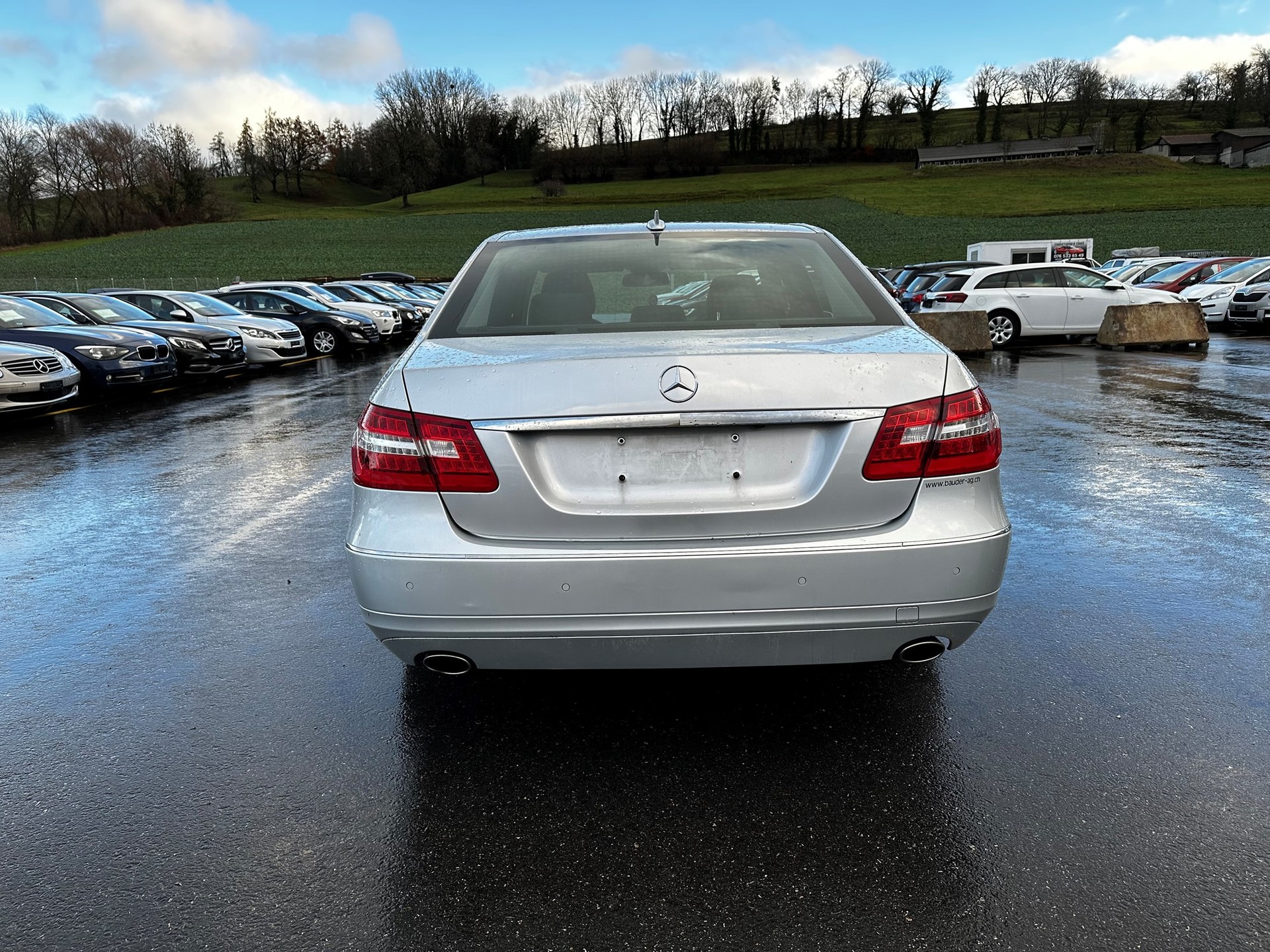 MERCEDES-BENZ E 350 CGI BlueEfficiency Avantgarde 7G-Tronic-image-12