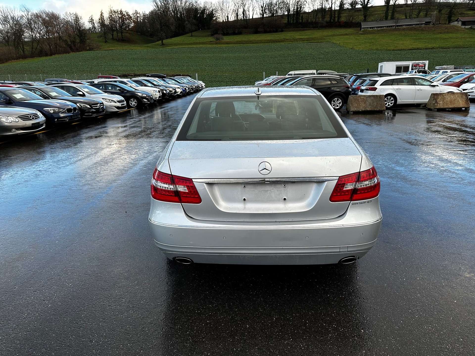 MERCEDES-BENZ E 350 CGI BlueEfficiency Avantgarde 7G-Tronic-image-13