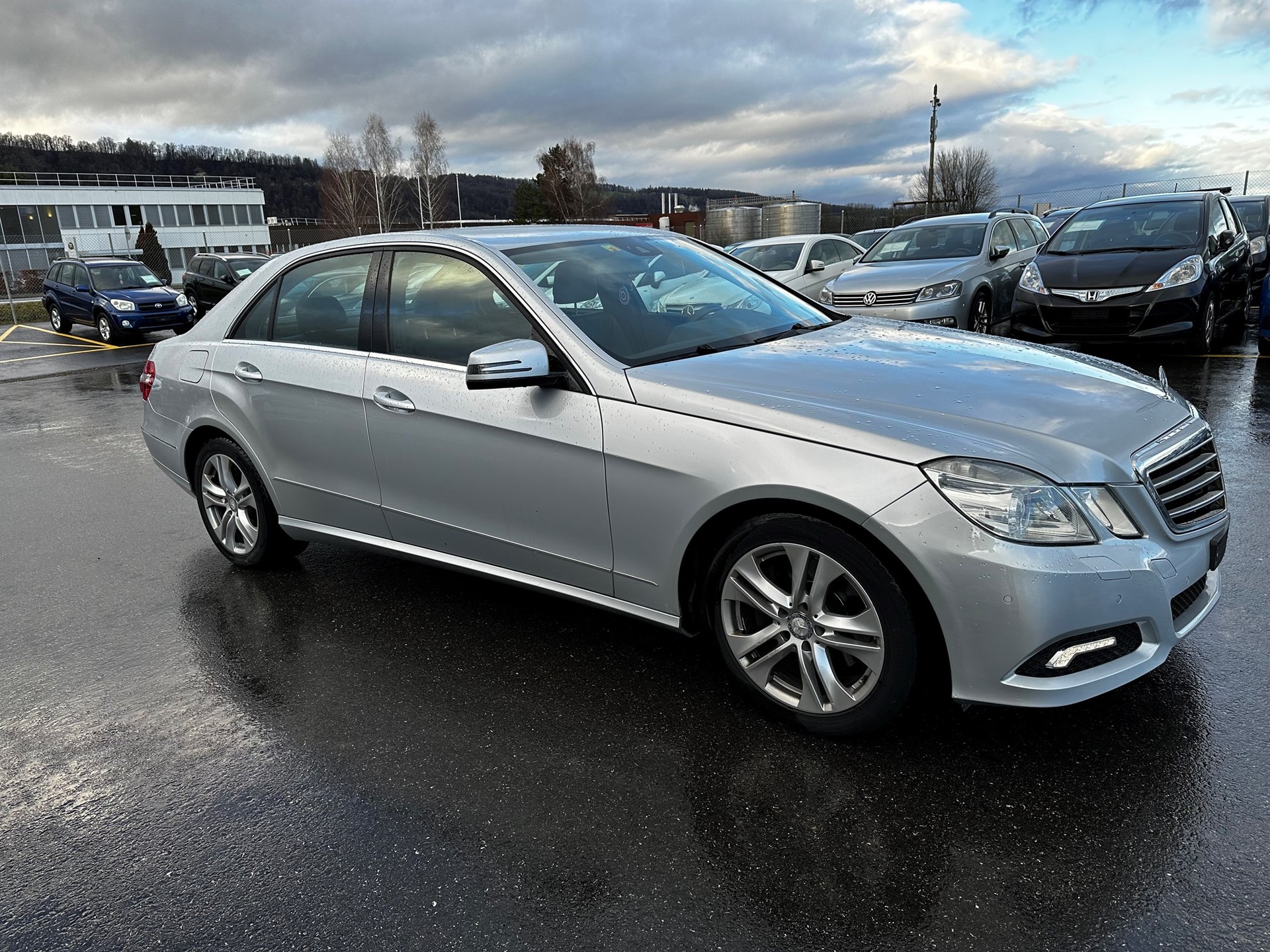 MERCEDES-BENZ E 350 CGI BlueEfficiency Avantgarde 7G-Tronic-image-9