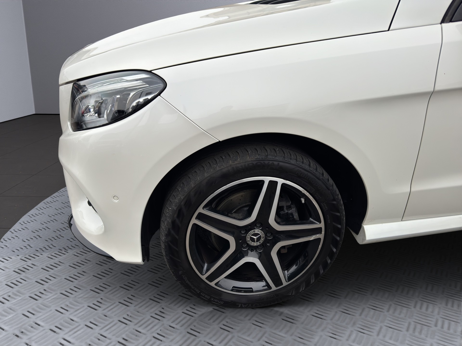 MERCEDES-BENZ GLE 350 d 4Matic 9G-Tronic-image-8