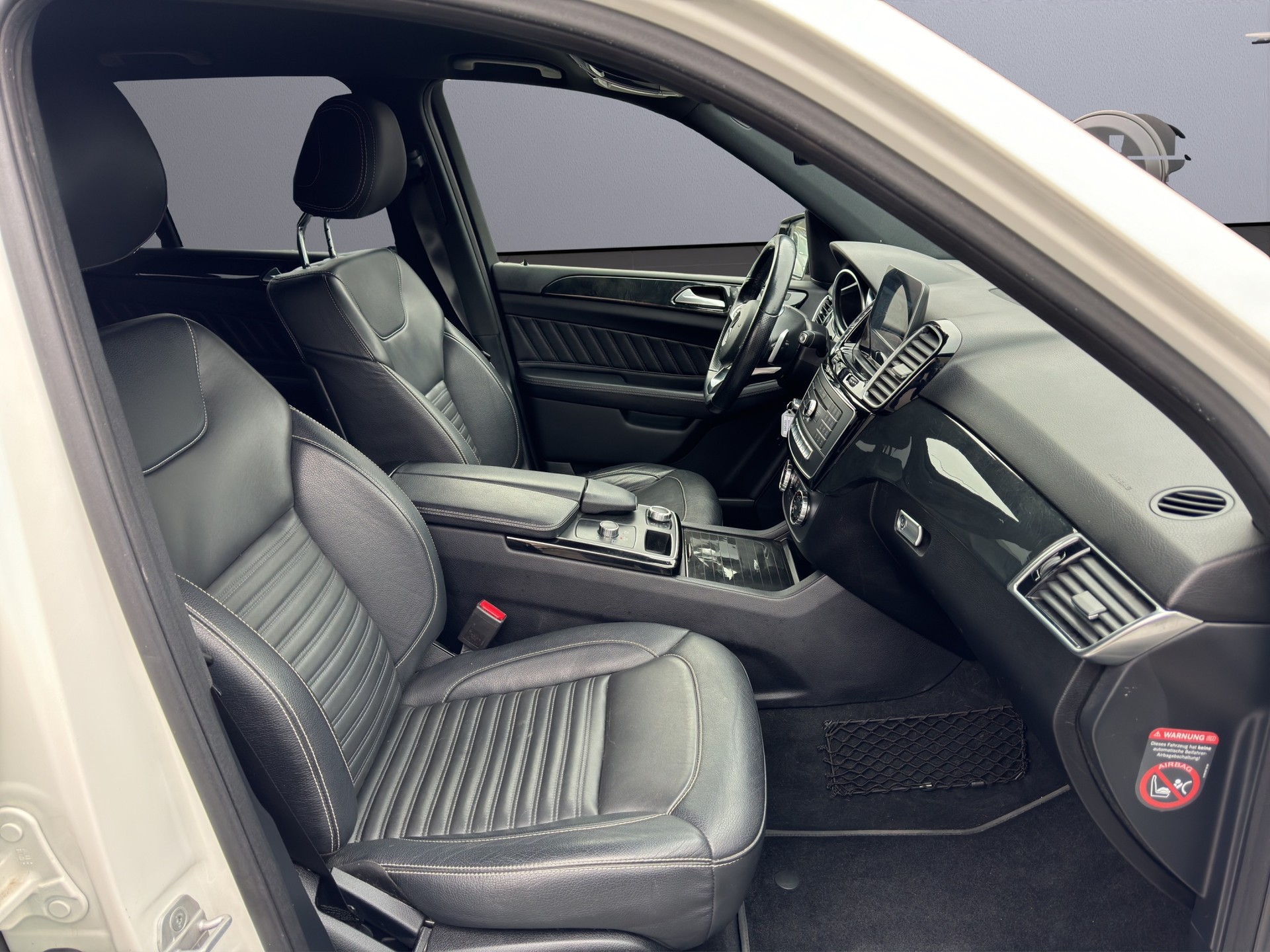 MERCEDES-BENZ GLE 350 d 4Matic 9G-Tronic-image-15
